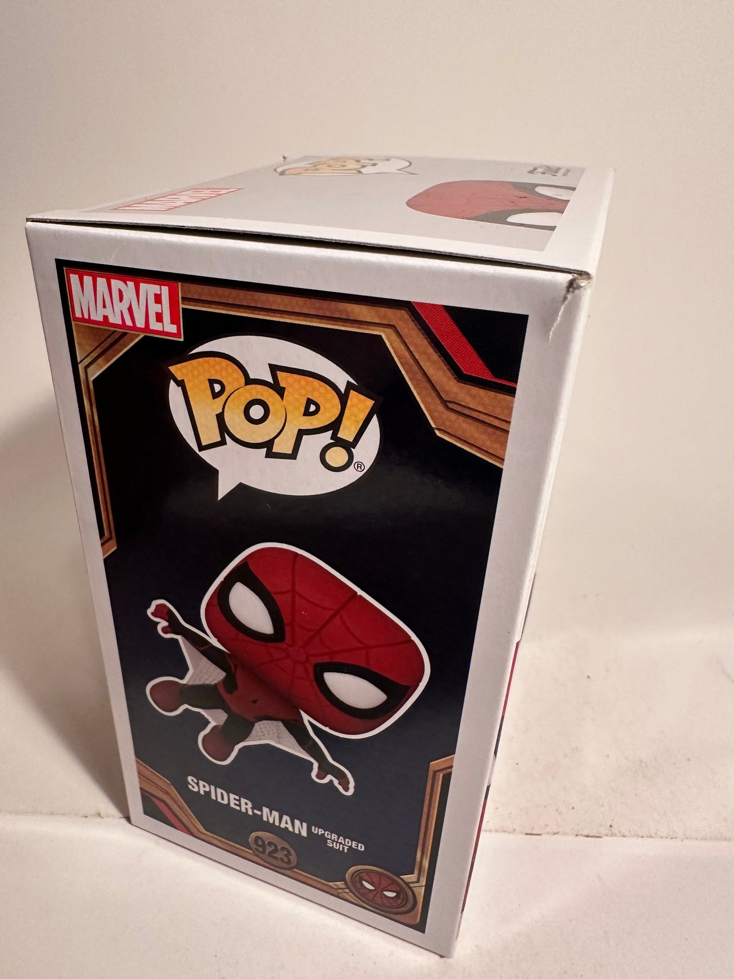 Spider-man - Spider-man upgraded suit 923 Funko Pop!