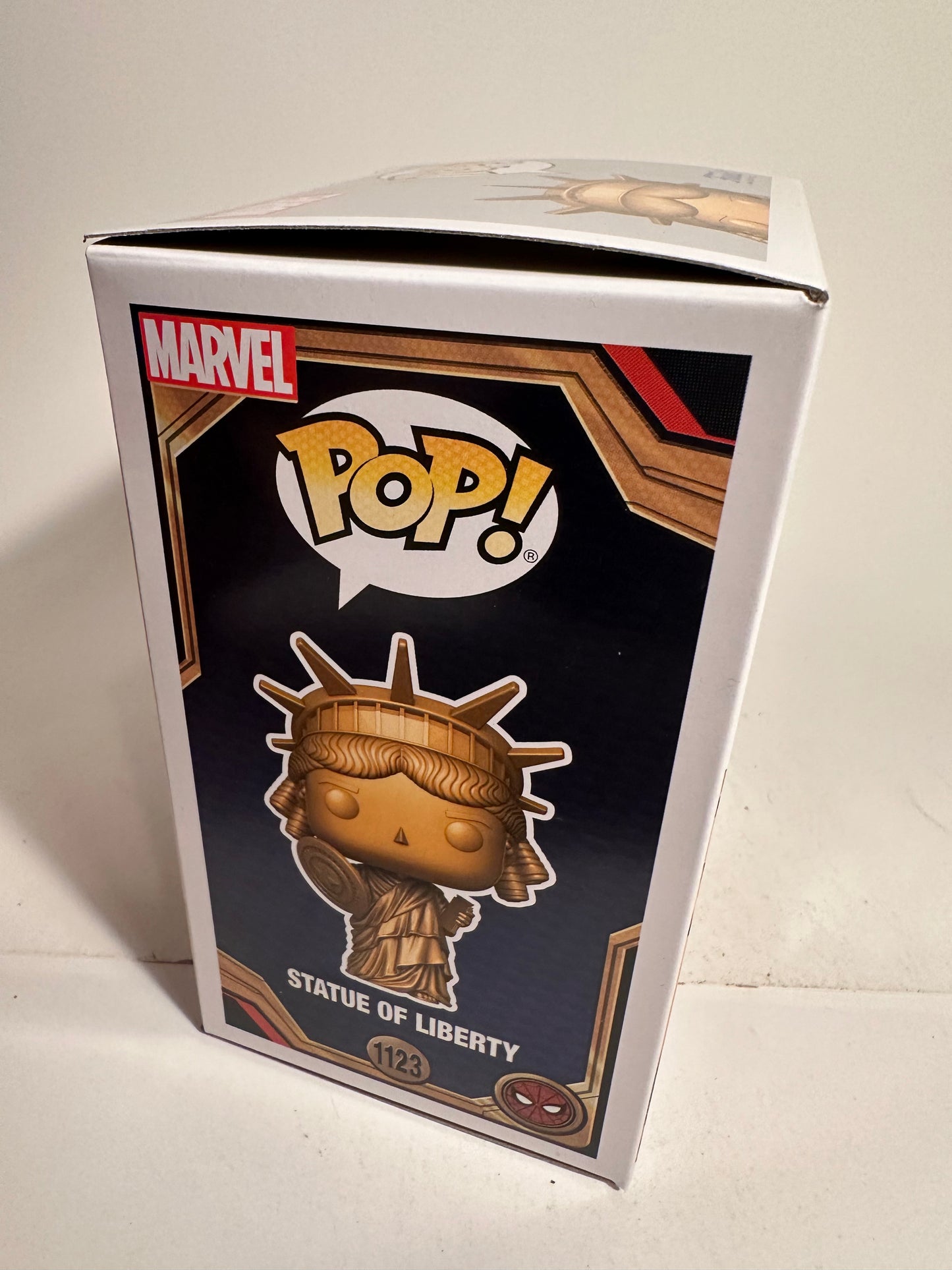 Spider-Man - Statue of Liberty (Funko 2022 Fall Convention Limited Edition) 1123 Funko Pop!