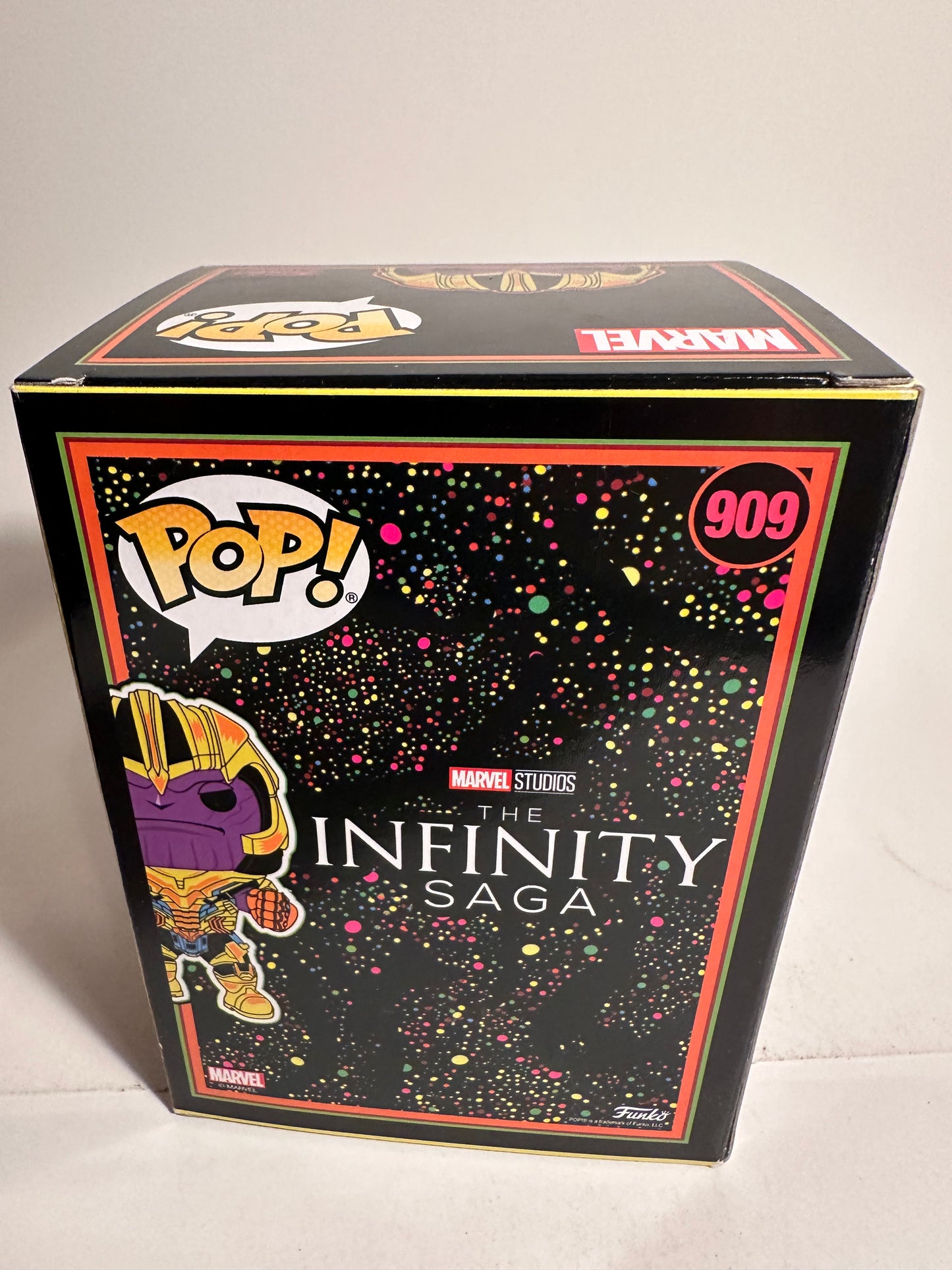 Marvel - Thanos BLACKLIGHT (Special Edition) 909 Funko Pop!