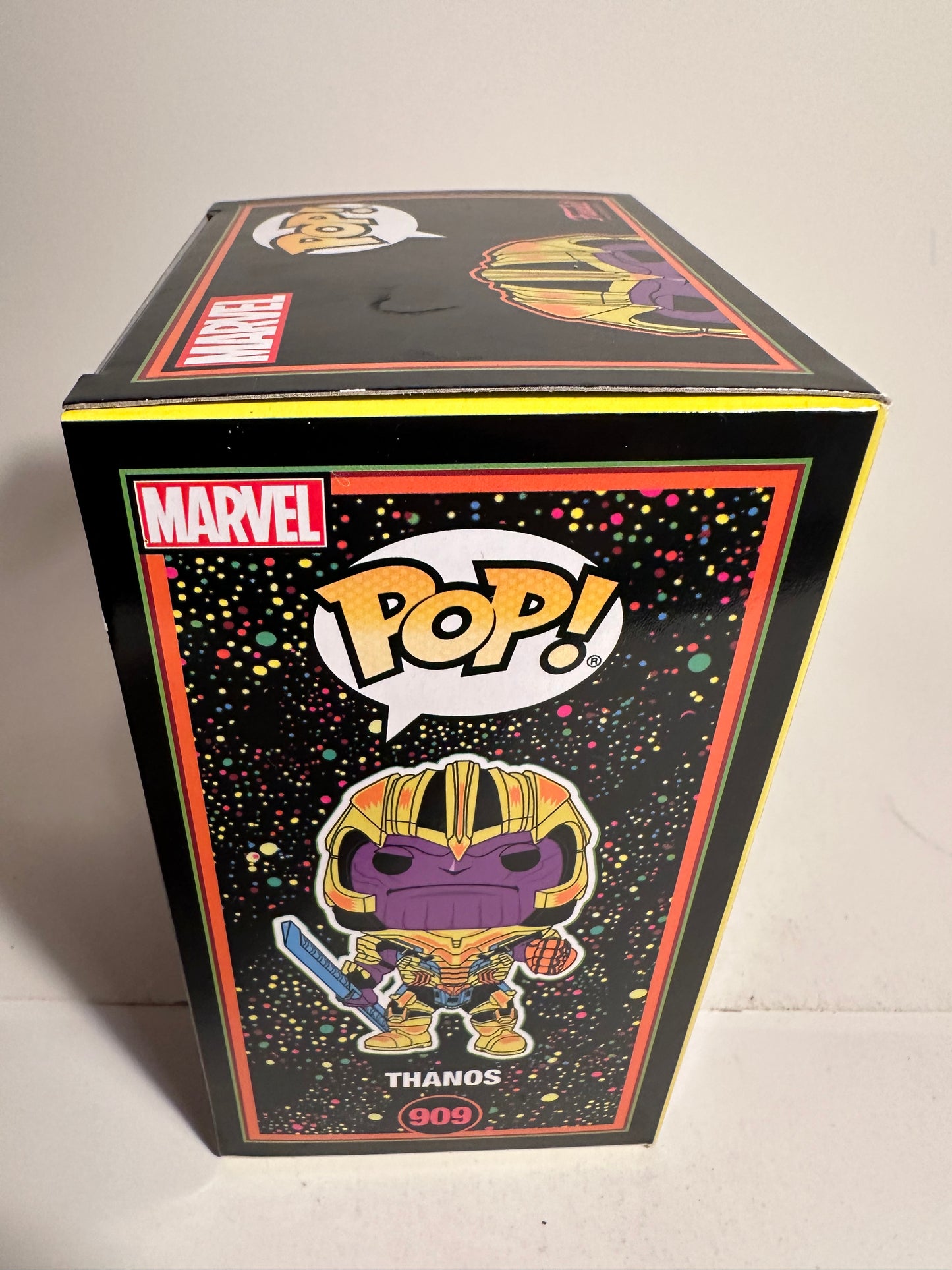 Marvel - Thanos BLACKLIGHT (Special Edition) 909 Funko Pop!