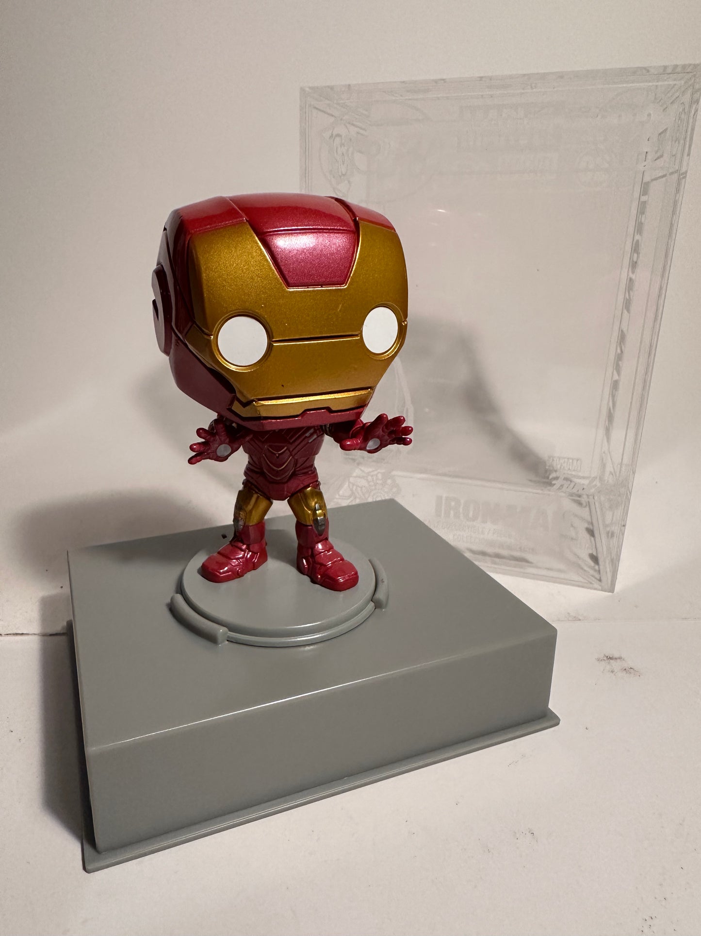 Marvel - Iron Man die-cast	02 Funko Pop!