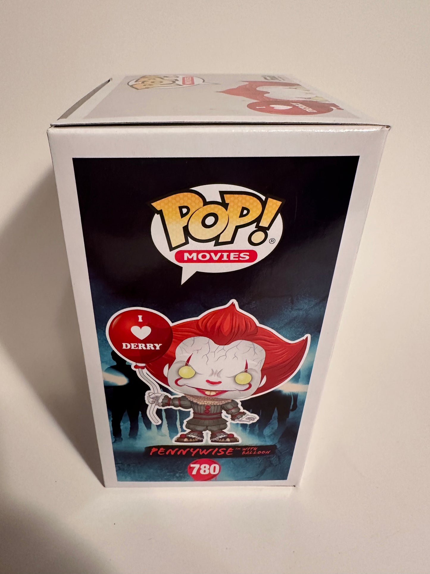 IT - Pennywise with Balloon 780 Funko Pop!