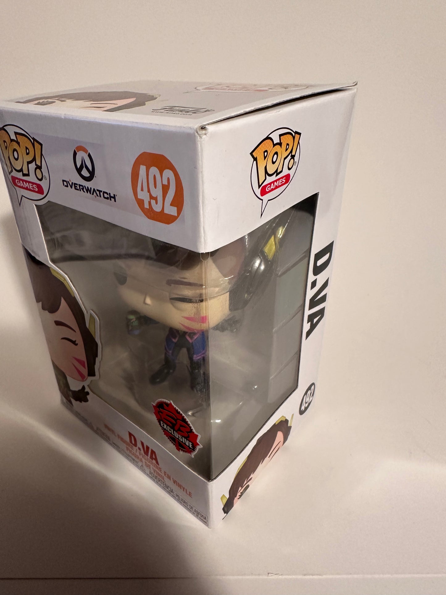 Overwatch - D.Va (EB Games Exclusive) 492 Funko Pop!