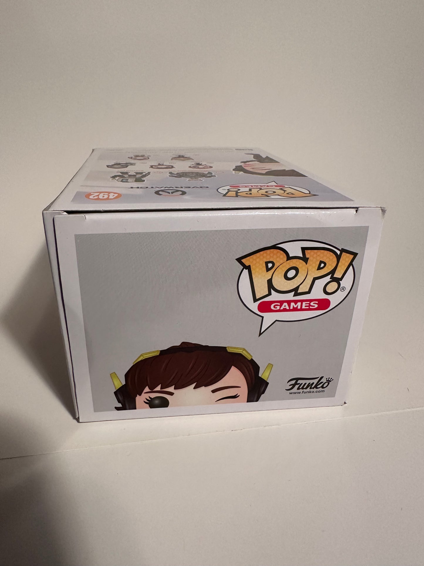 Overwatch - D.Va (EB Games Exclusive) 492 Funko Pop!