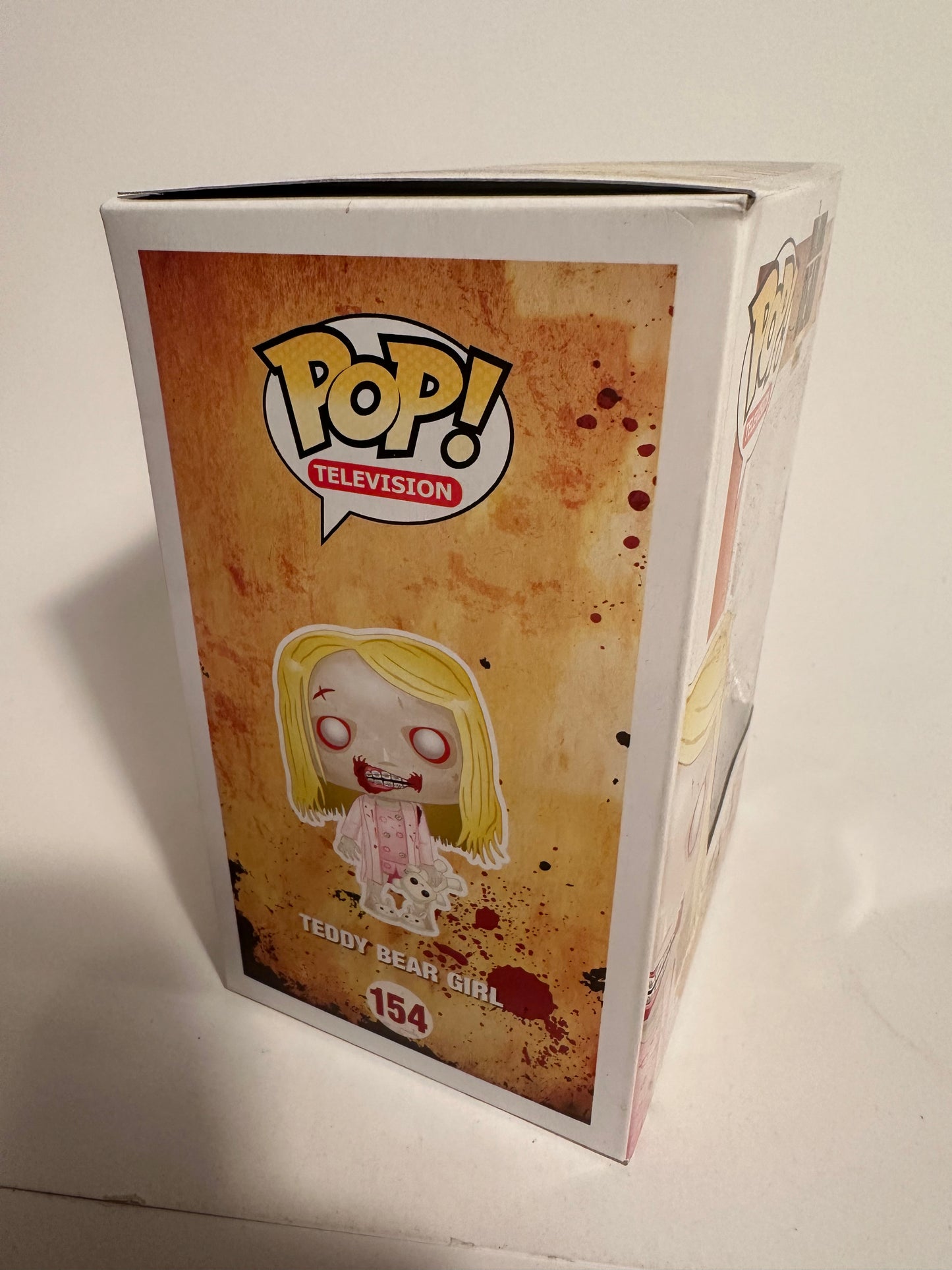 The Walking Dead - Teddy Bear Girl 154 Funko Pop!