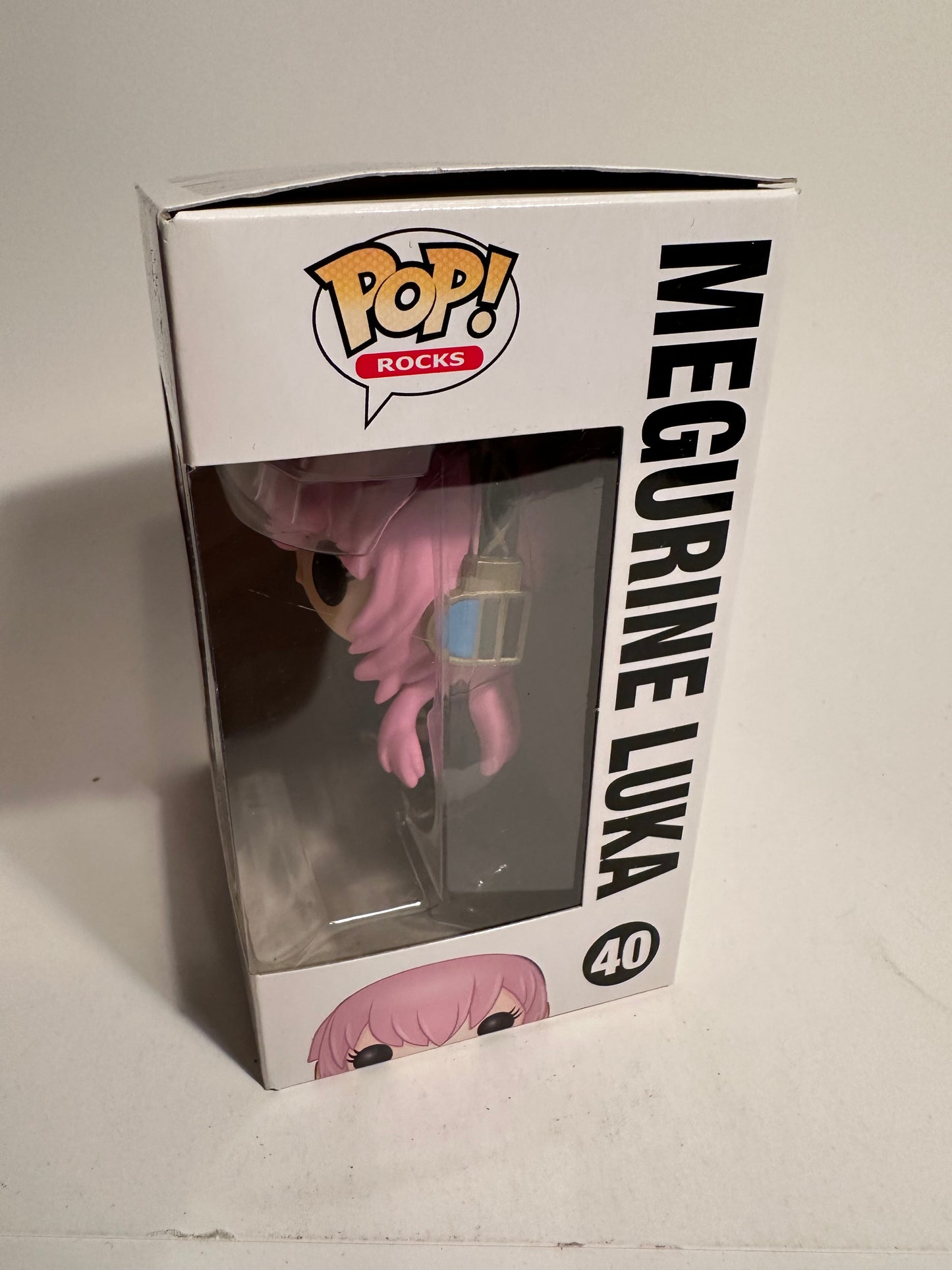 Rocks - Megurine Luka 40 Funko Pop!