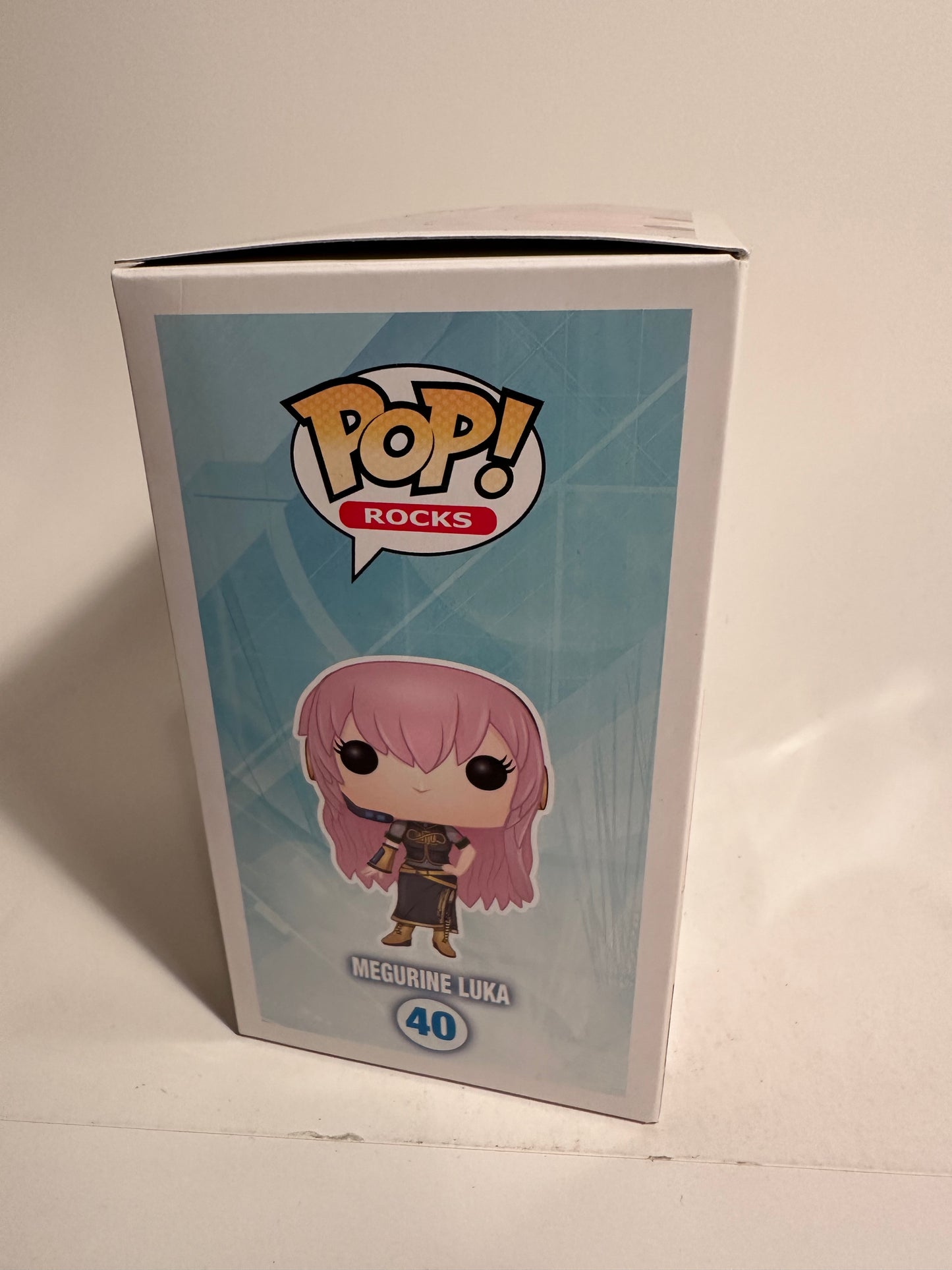 Rocks - Megurine Luka 40 Funko Pop!