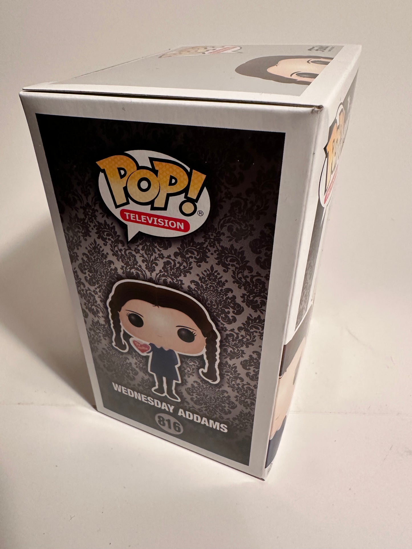 The Addams Family - Wednesday Addams (Hot Topic Exclusive) (Original 2019 Release) 816 Funko Pop!