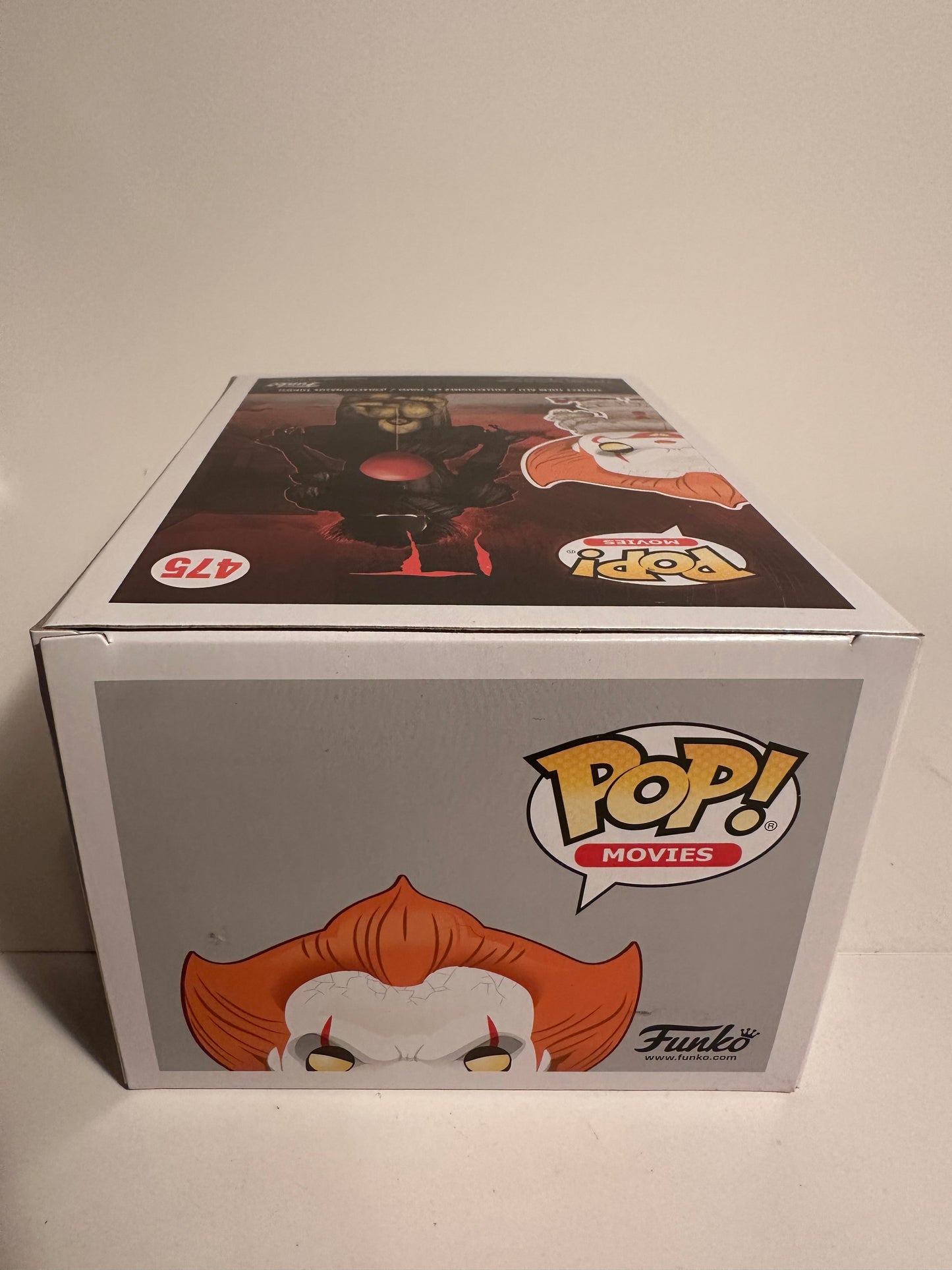 IT - Pennywise (Hot Topic Exclusive)	475 Funko Pop!