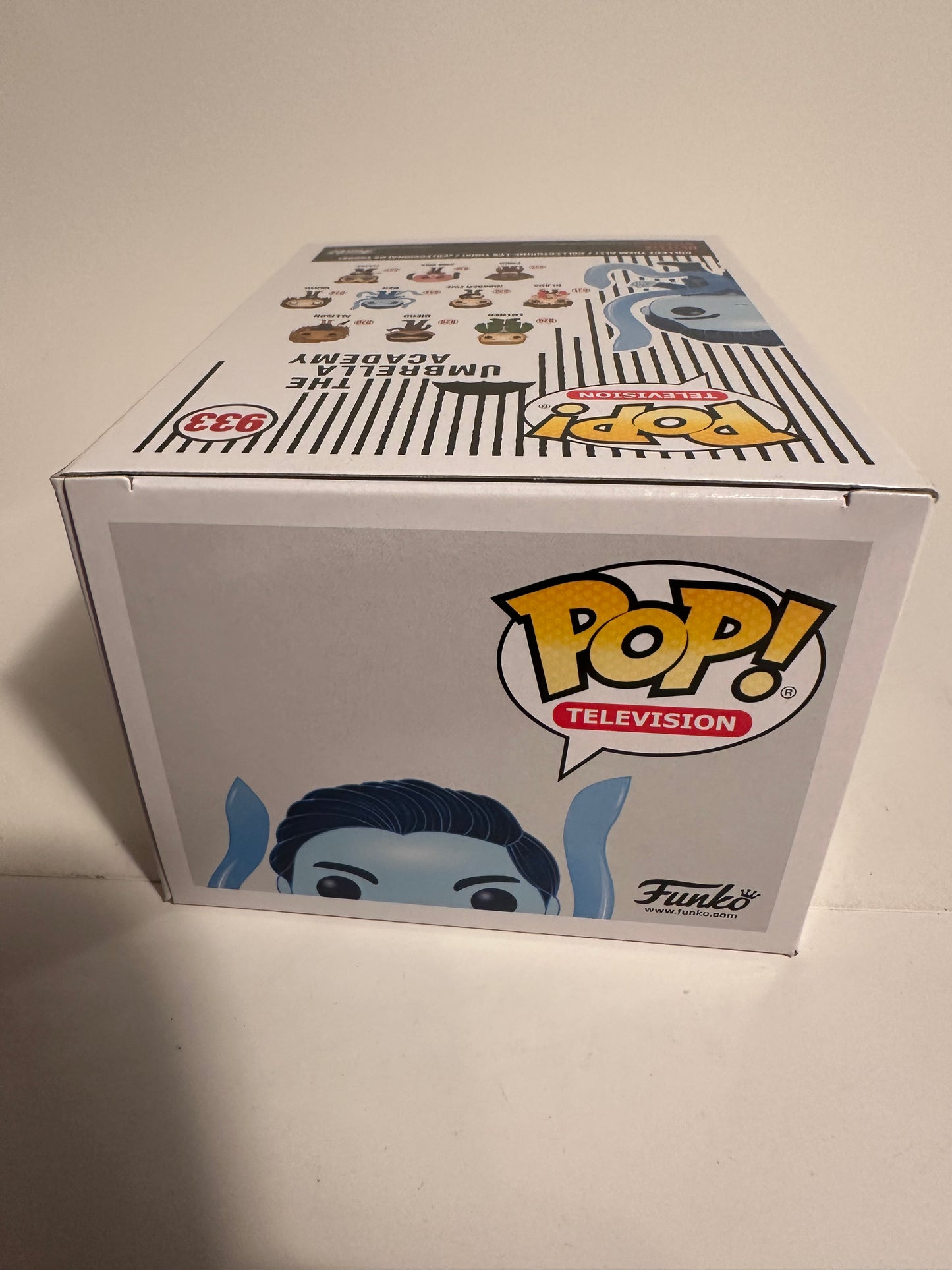 The Umbrella Academy - Ben GITD (Hot Topic Exclusive) 933  Funko Pop!