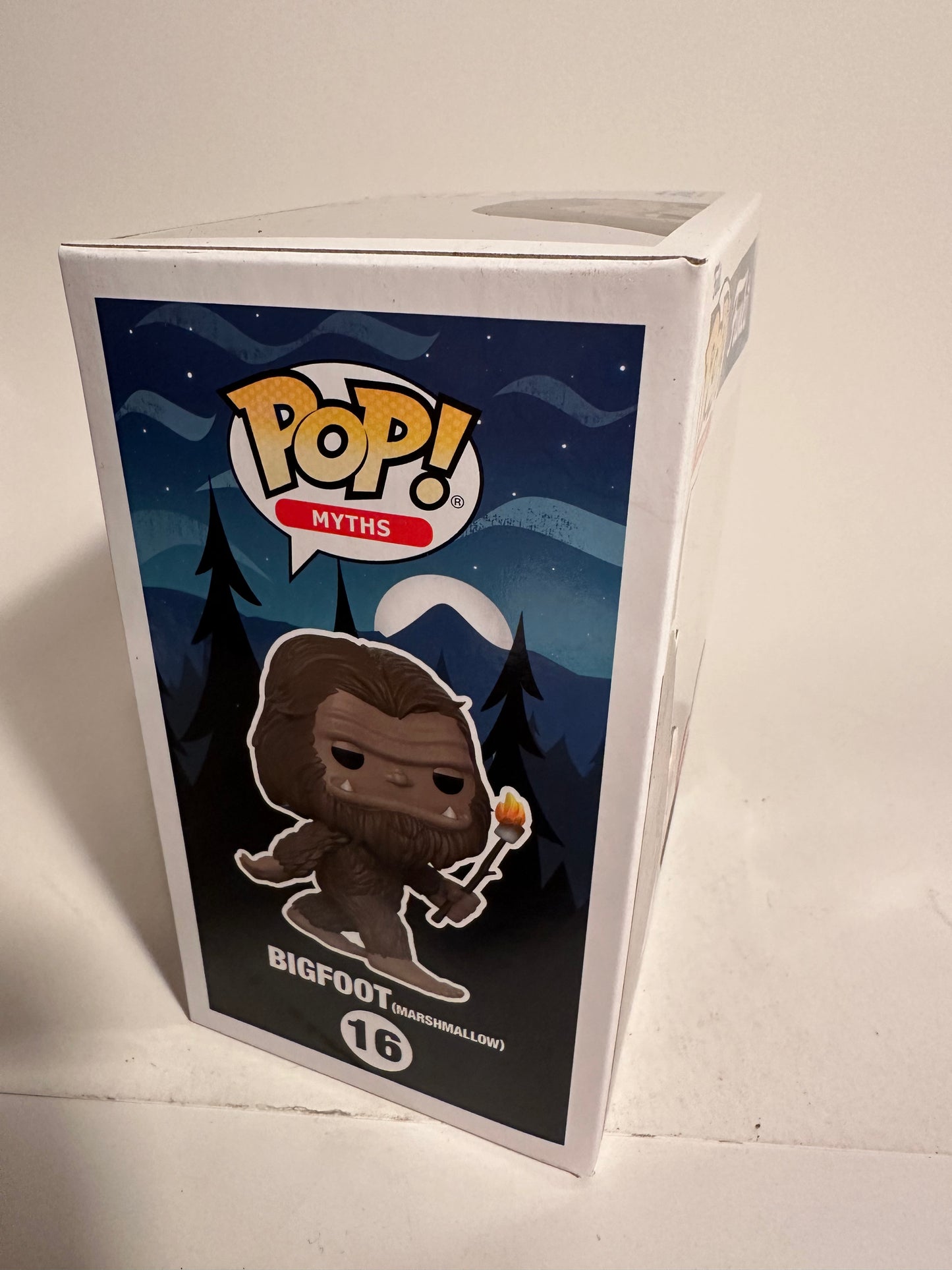 Myths - Bigfoot (marshmellow) FLOCKED (Funko HQ Exclusive) 16 Funko Pop!