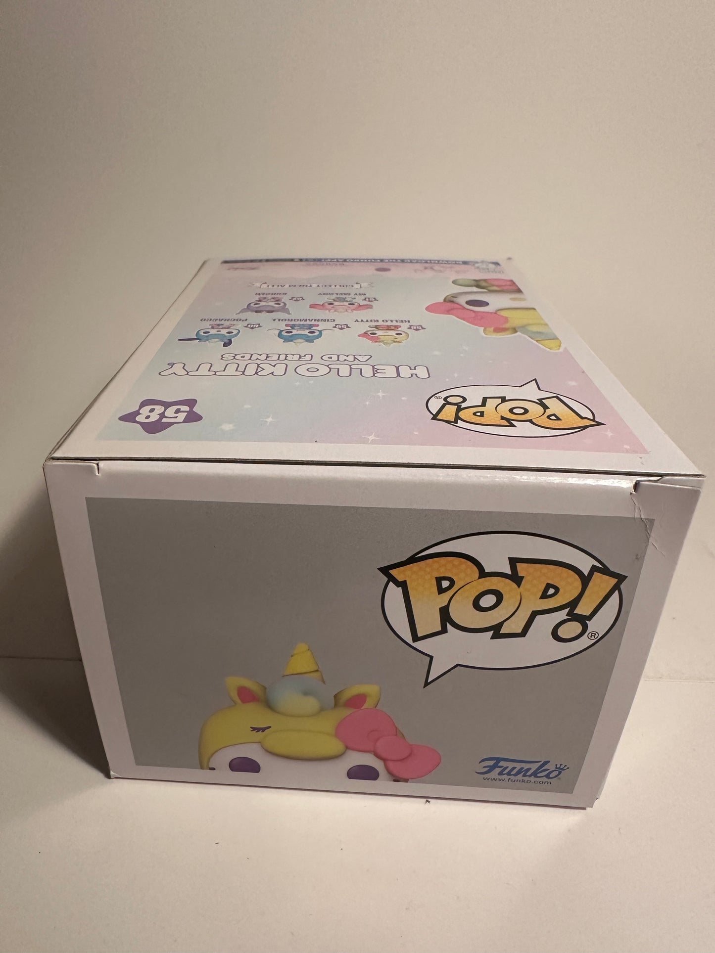 Hello Kitty - Hello Kitty	58 Funko Pop!