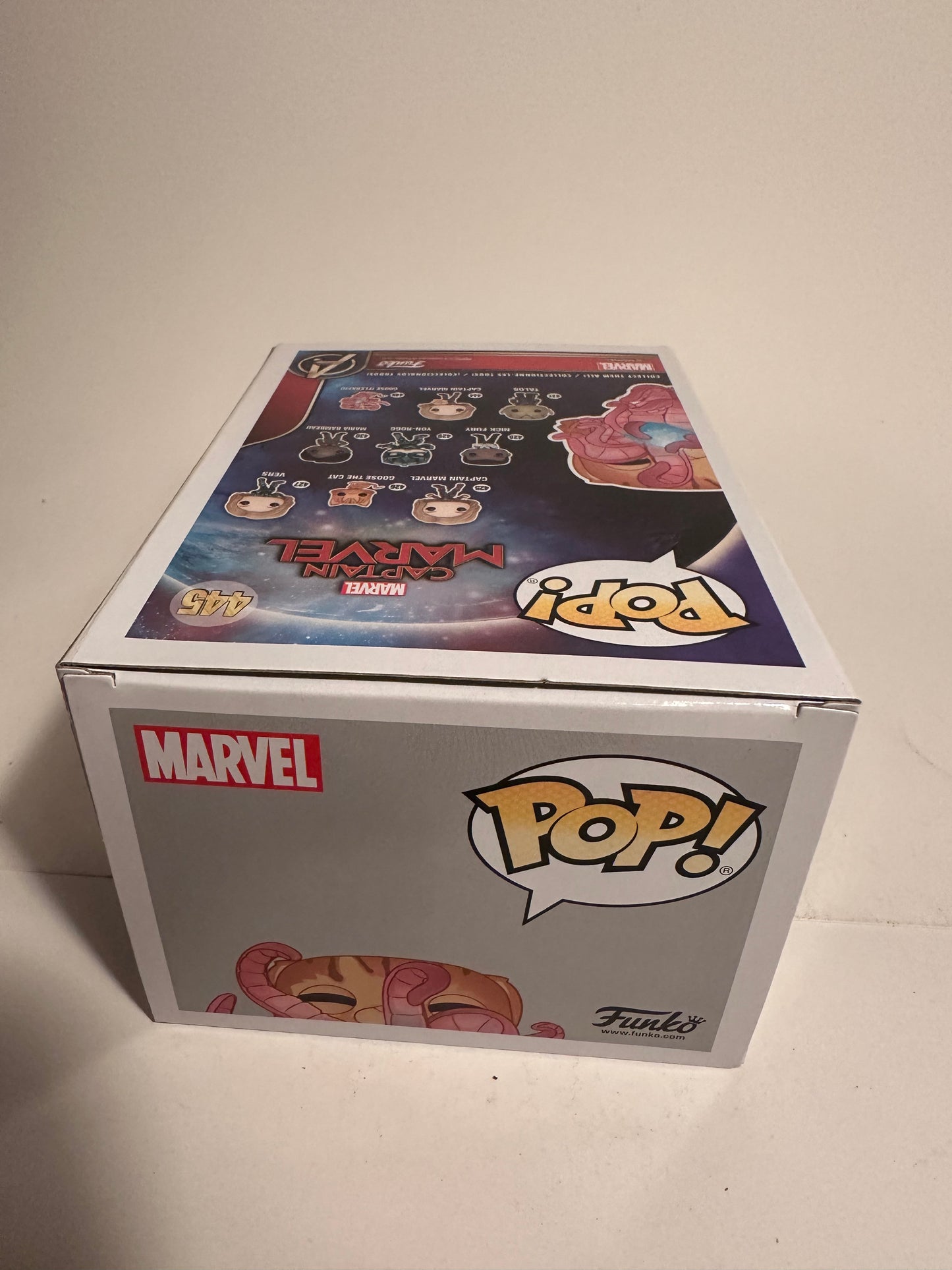 Captain Marvel - Goose GITD 445 Funko Pop!