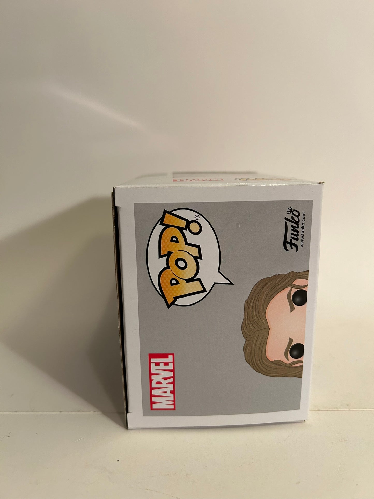 Thor Ragnarok - Thor (Hot Topic Exclusive) 246 Funko Pop!