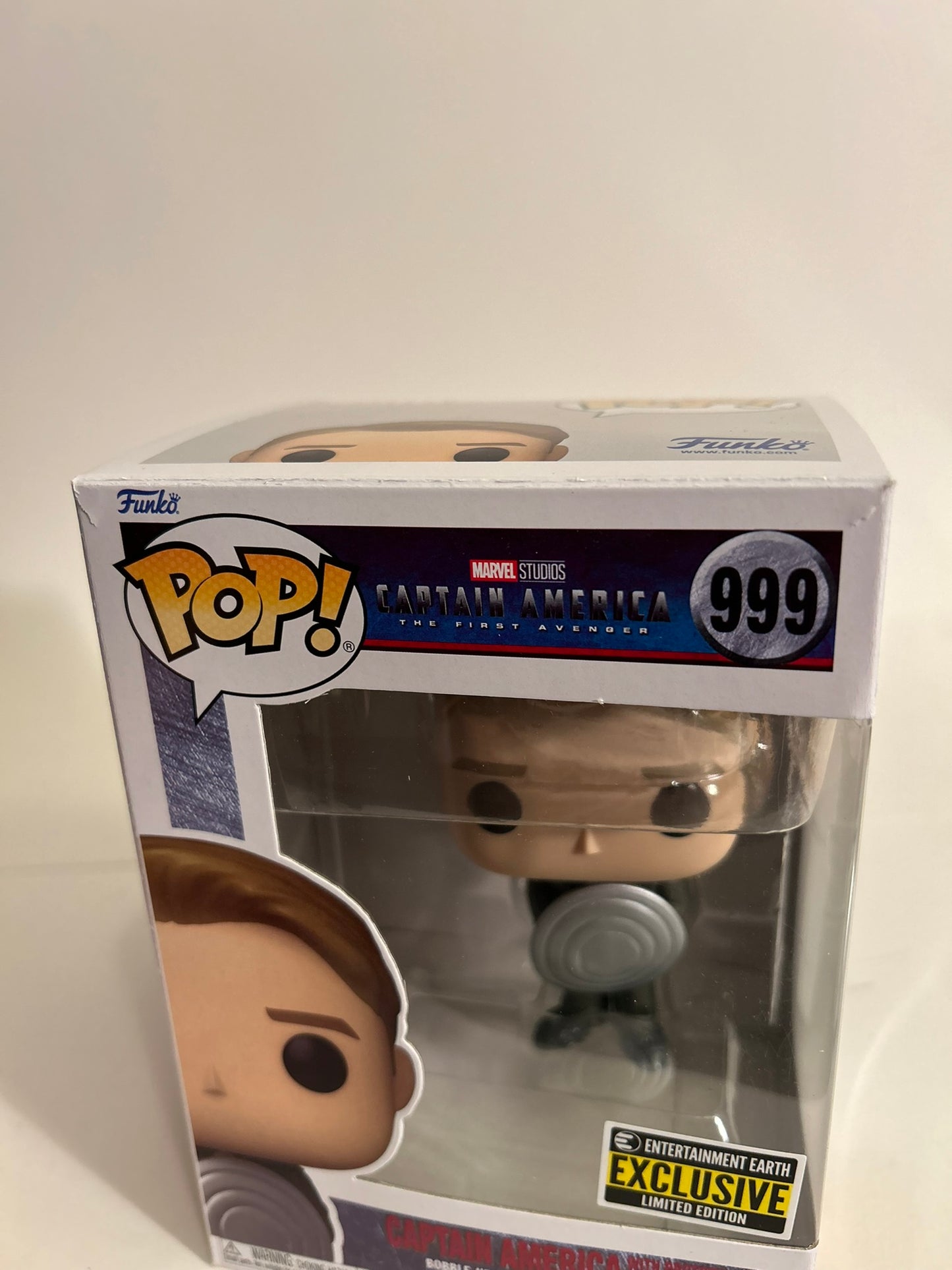 Marvel - Captain America (Entertainment Earth Limited Edition) 999 Funko Pop!