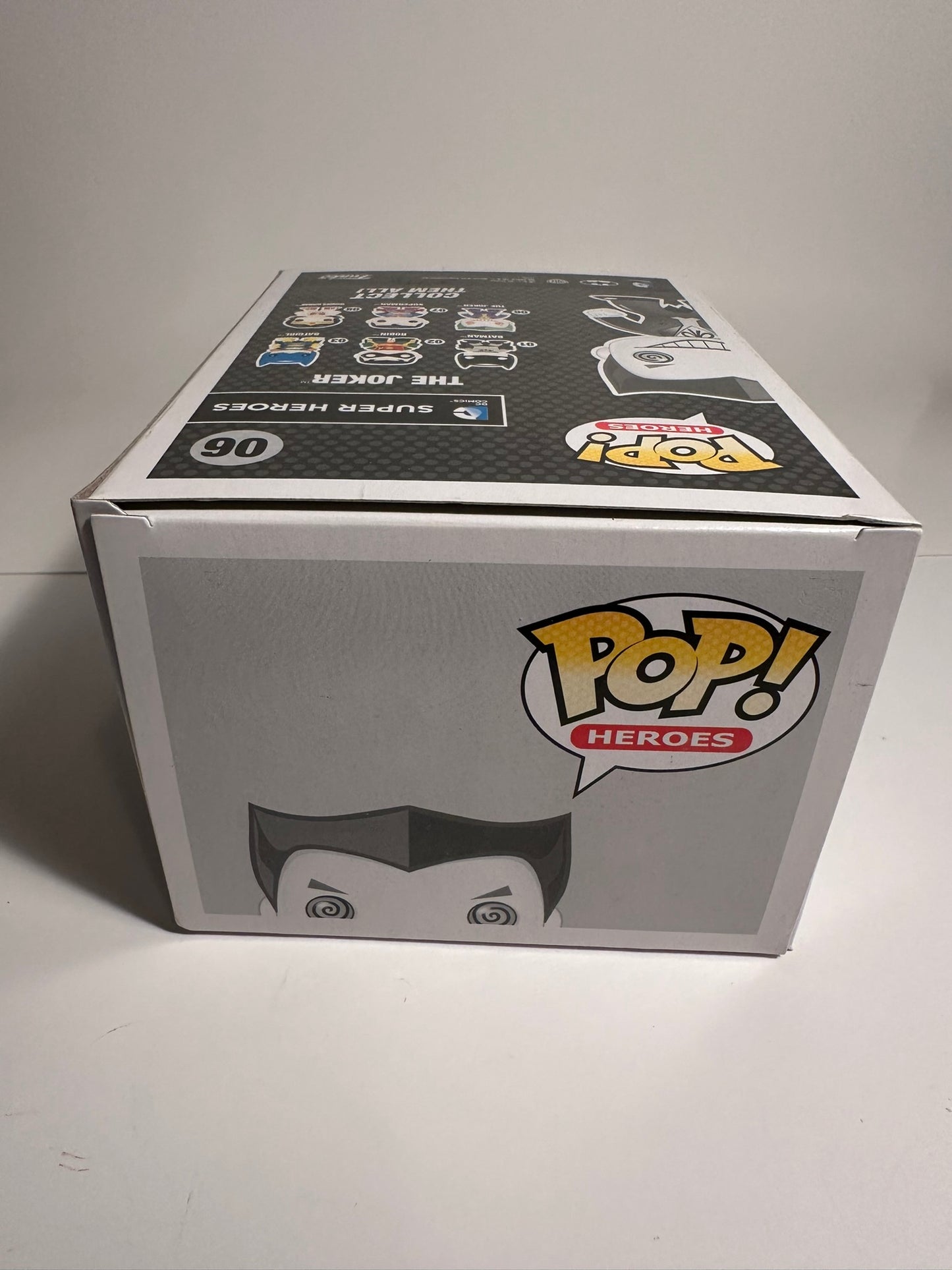 DC - The Joker (Hot Topic Exclusive) 06 Funko Pop!