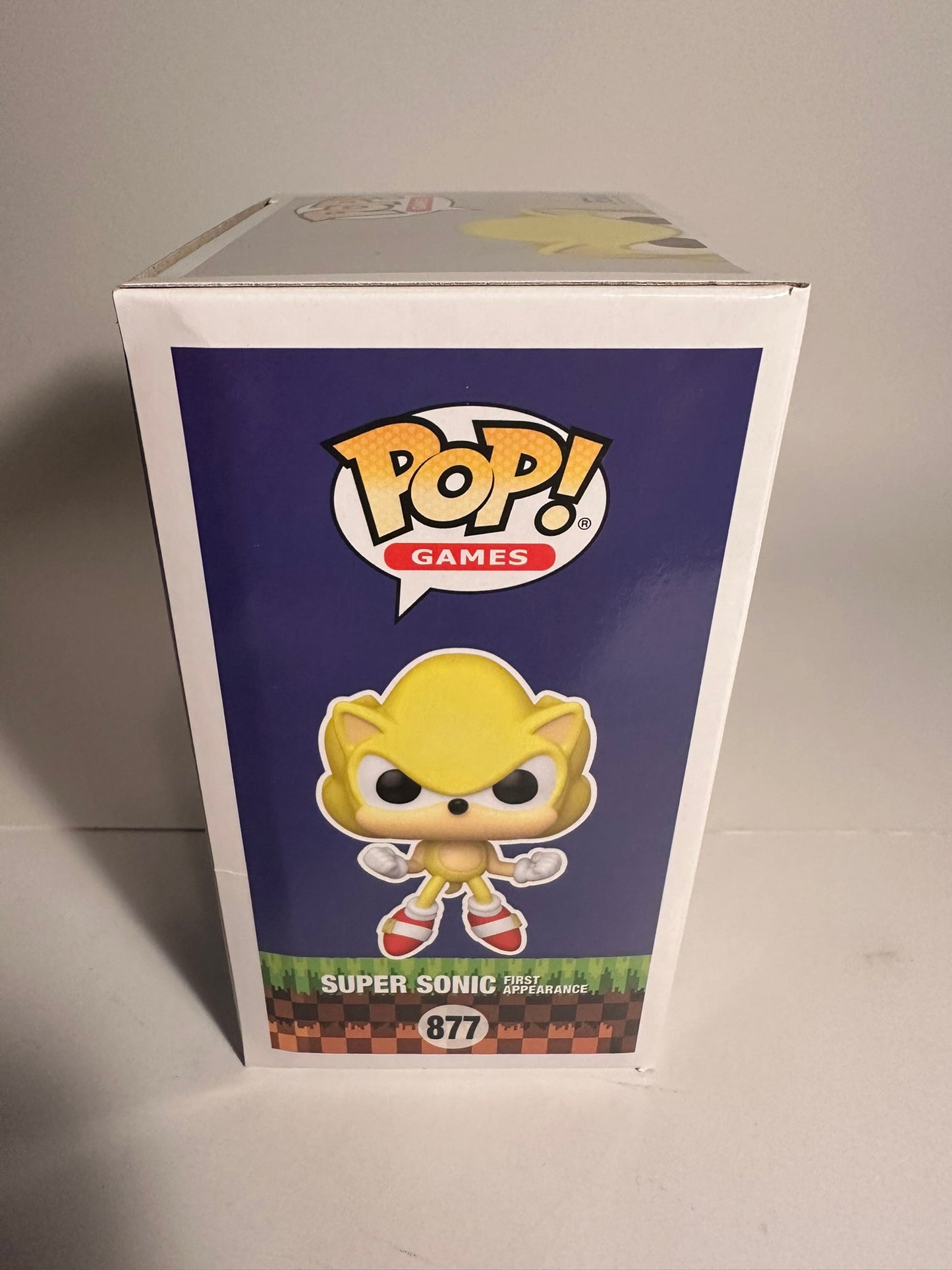 Sonic the Hedgehog - Super Sonic GITD (2020 Summer Convention Limited Edition) 877 Funko Pop!