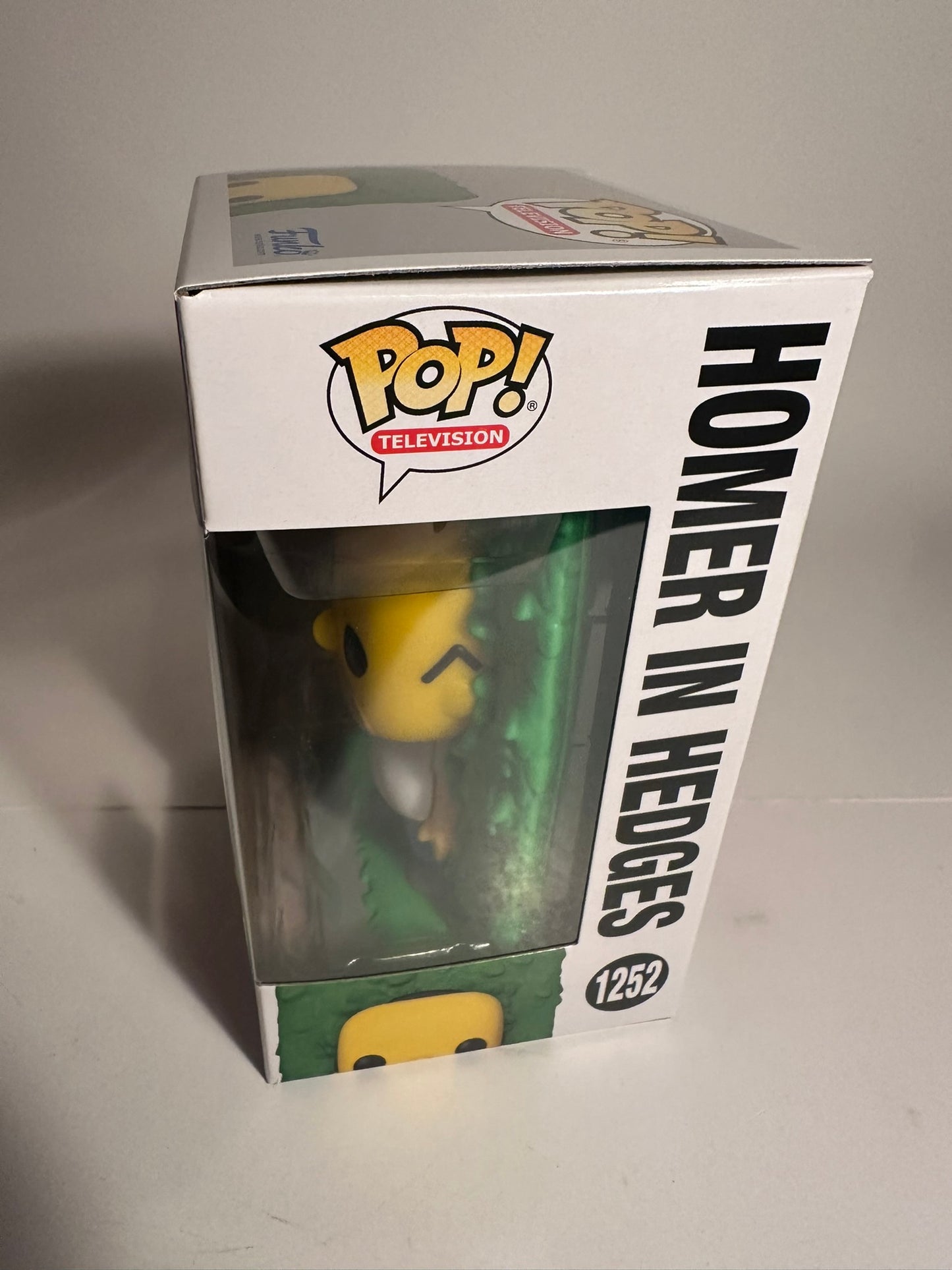 The Simpsons - Homer in Hedges (Entertainment Earth Limited Edition) 1252 Funko Pop!