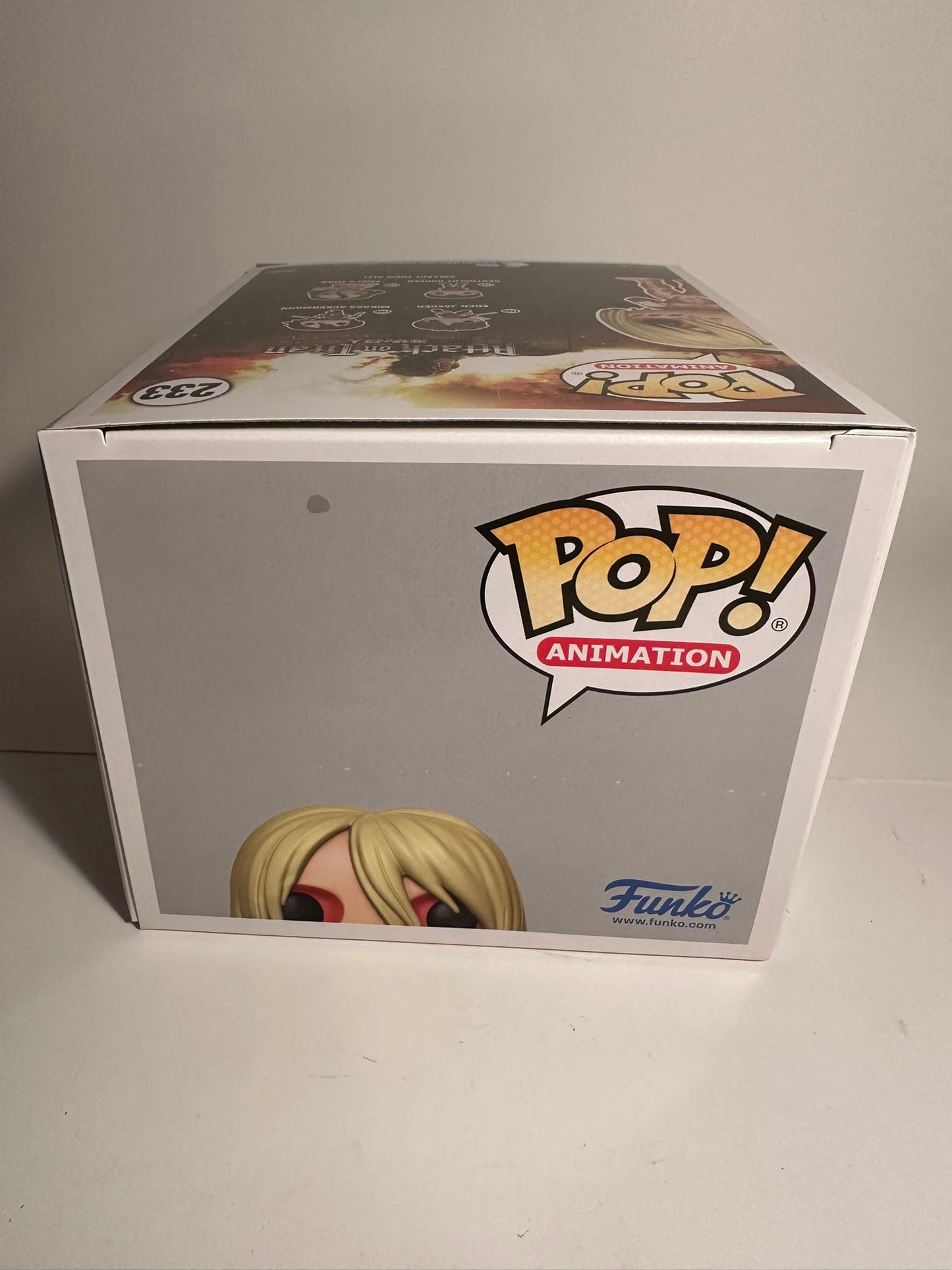 Attack on Titan - Female Titan 6" GITD (Special Edition) 233 Funko Pop!