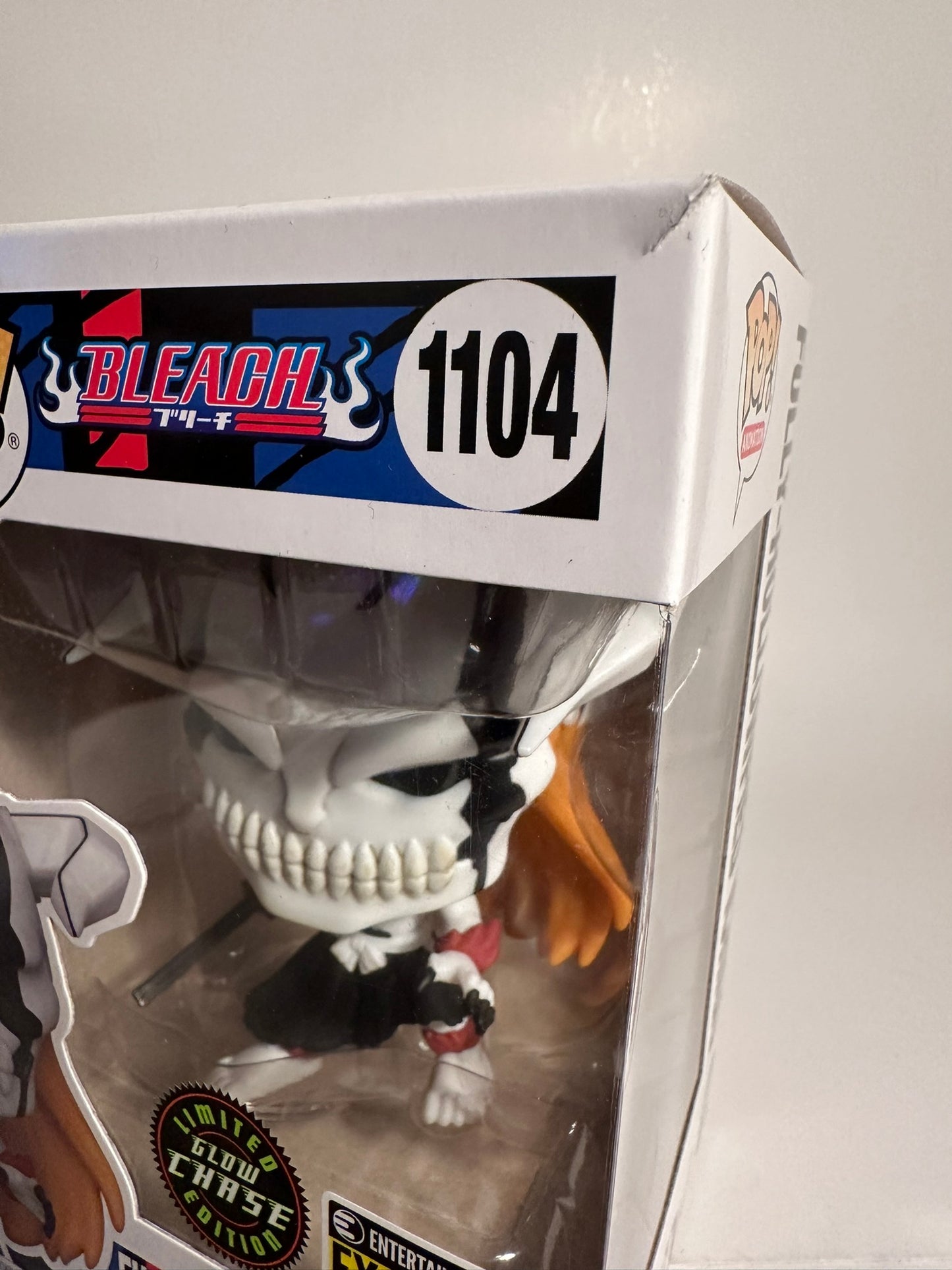 Bleach - Fully-Hollowfied Ichigo GLOW CHASE (Entertainment Earth Exclusive) 1104 Funko Pop!