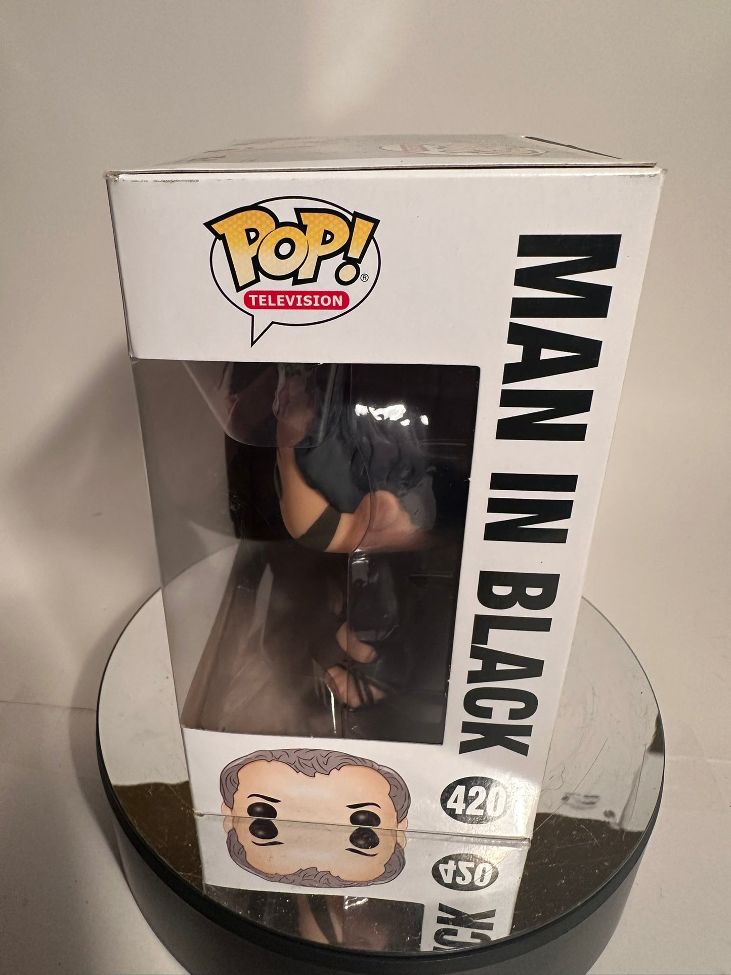 Lost - Man in Black 420 Funko Pop!