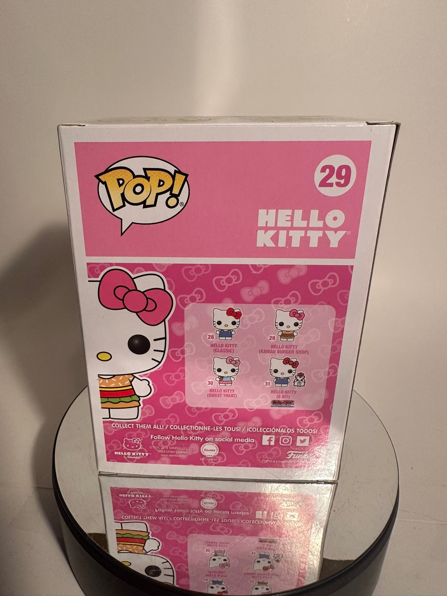 Hello Kitty (Kawaii Burger Shop) 29 Funko Pop!