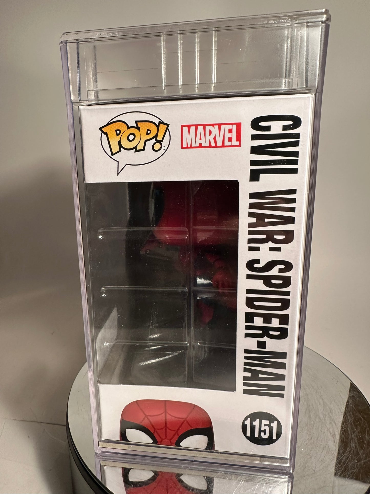 Spider-Man - Civil War: Spider-Man 1151 (Amazon Exclusive) PSA Graded 8/10 Funko Pop!