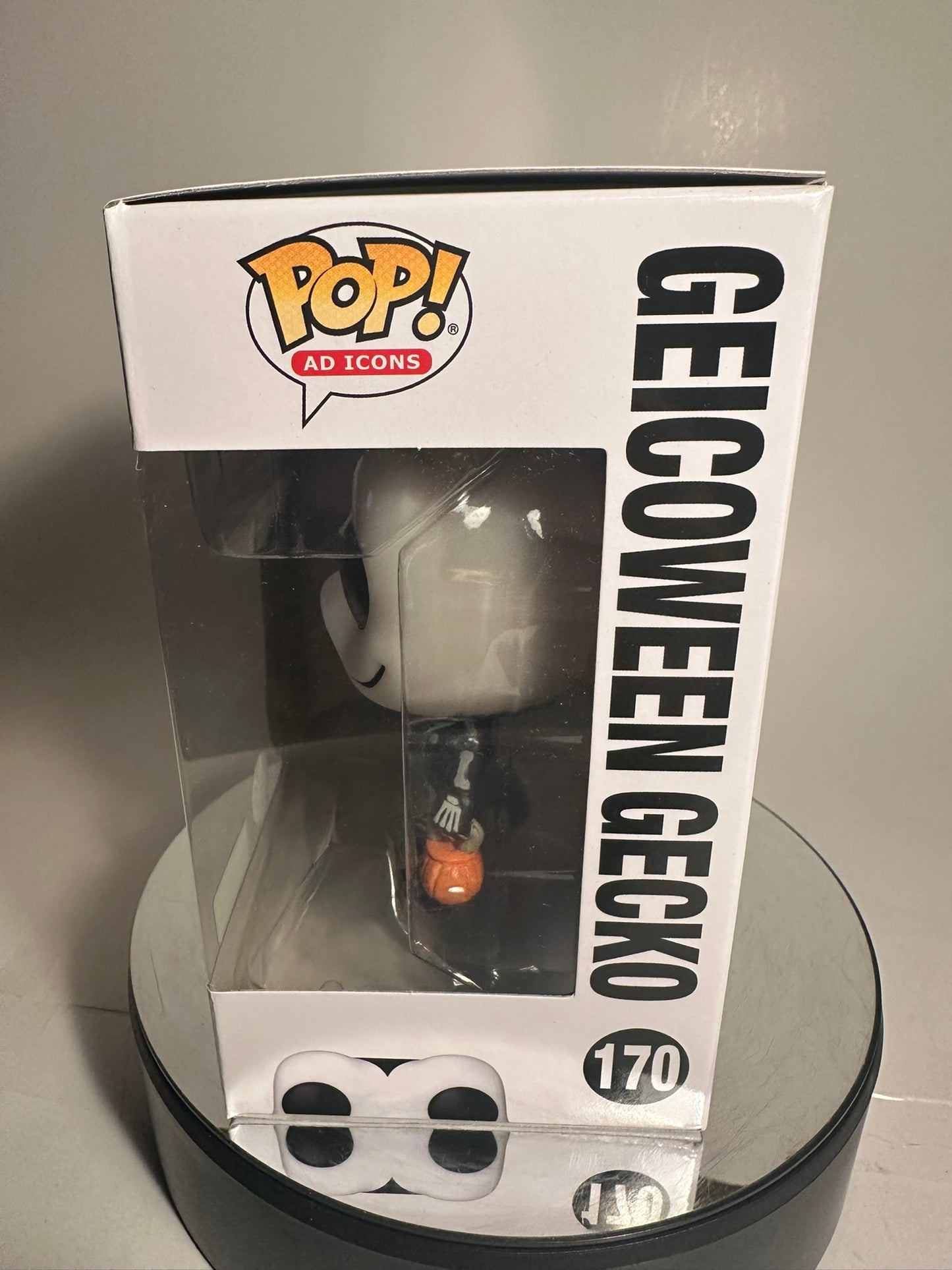 Ad Icons - Geicoween Gecko 170 GITD (Geico Exclusive) Funko Pop!