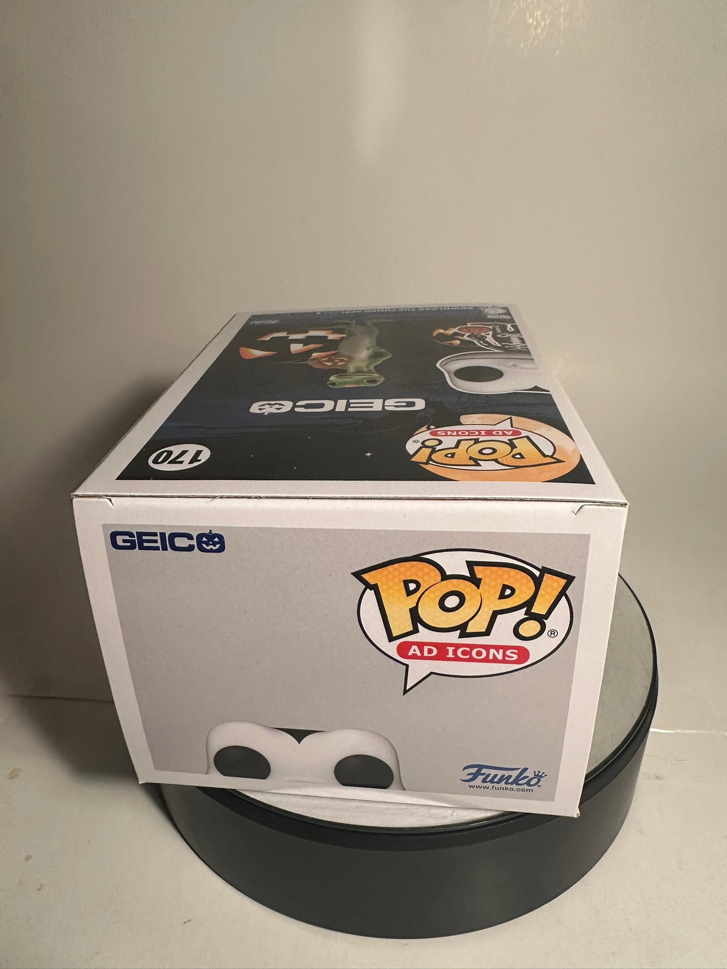 Ad Icons - Geicoween Gecko 170 GITD (Geico Exclusive) Funko Pop!