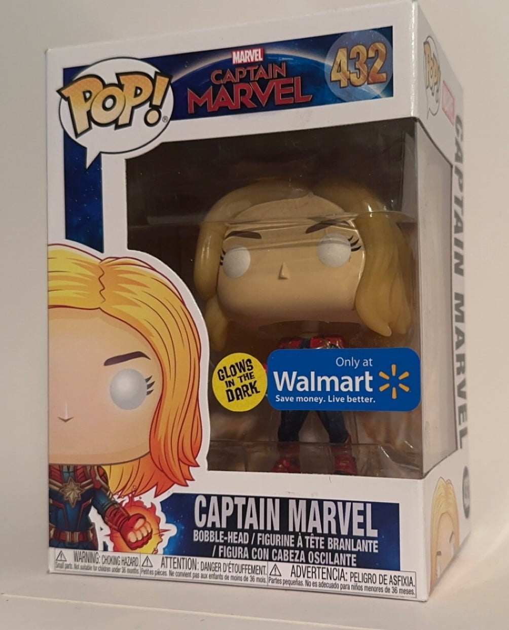 Captain Marvel - Captain Marvel GITD (Walmart Exclusive) 432 Funko Pop!