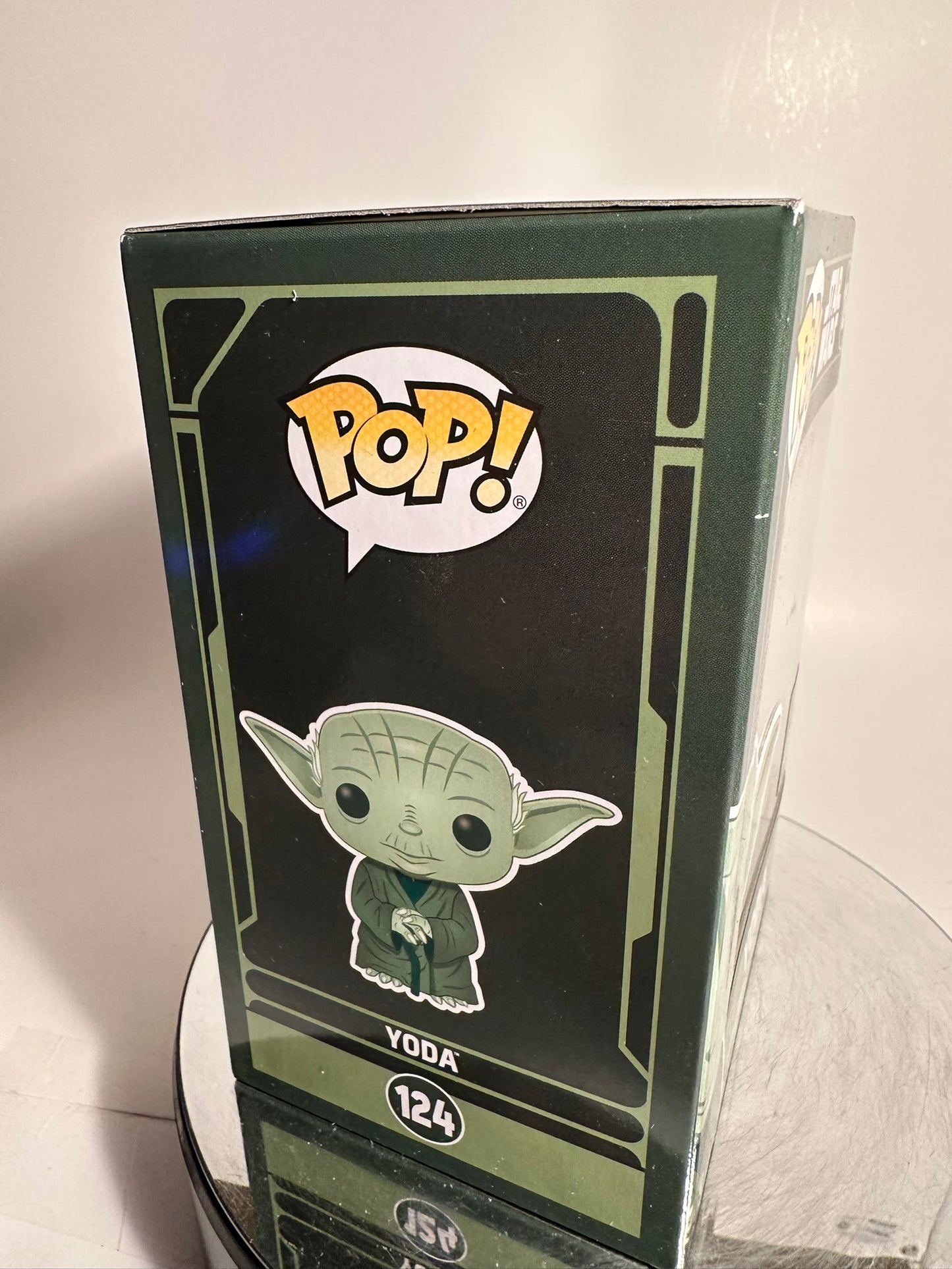 Star Wars - Yoda 124 (2021 Spring Convention Limited Edition) Funko Pop!