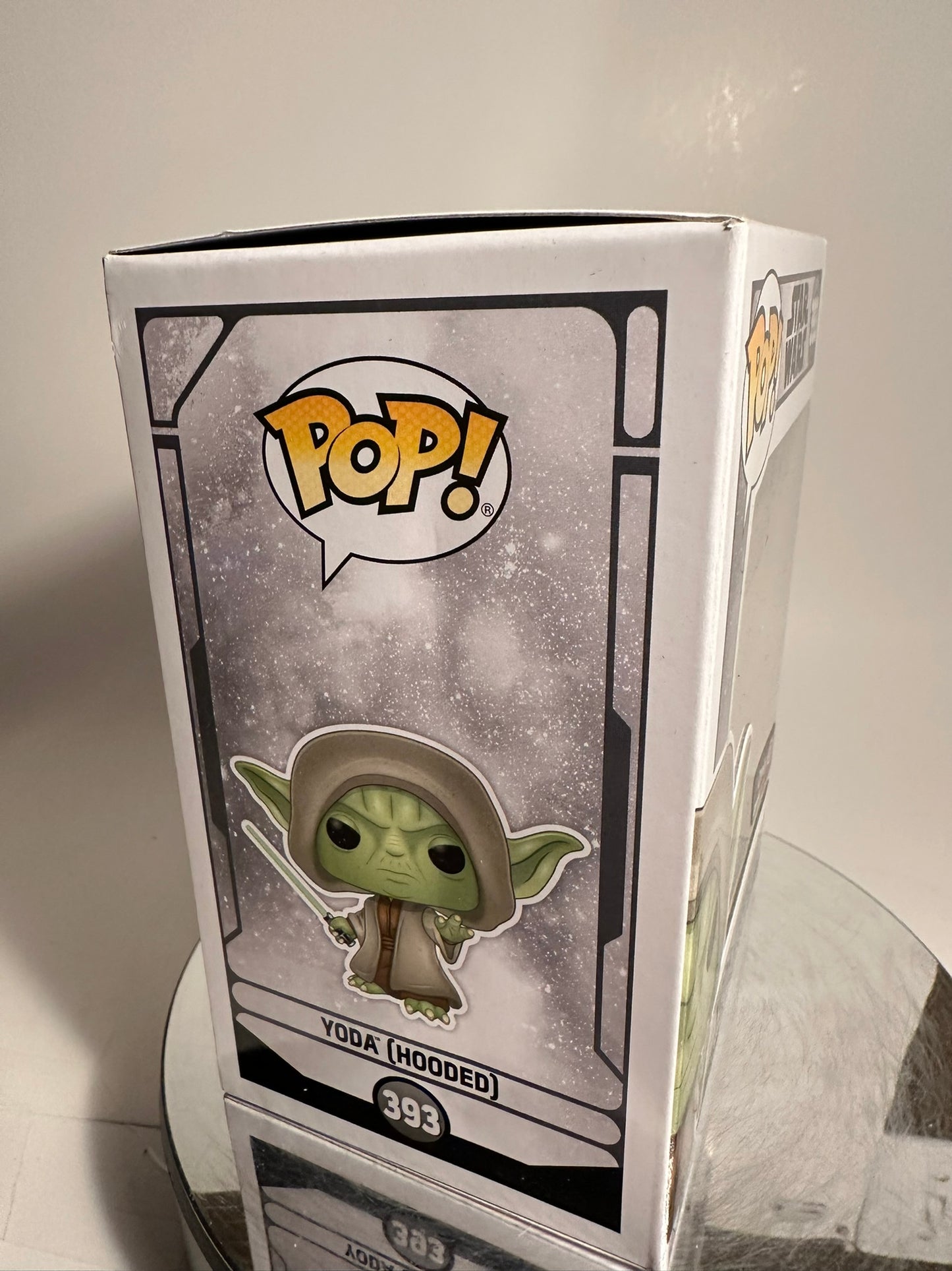 Star Wars - Yoda (Hooded) 393 (GameStop Exclusive) Funko Pop!