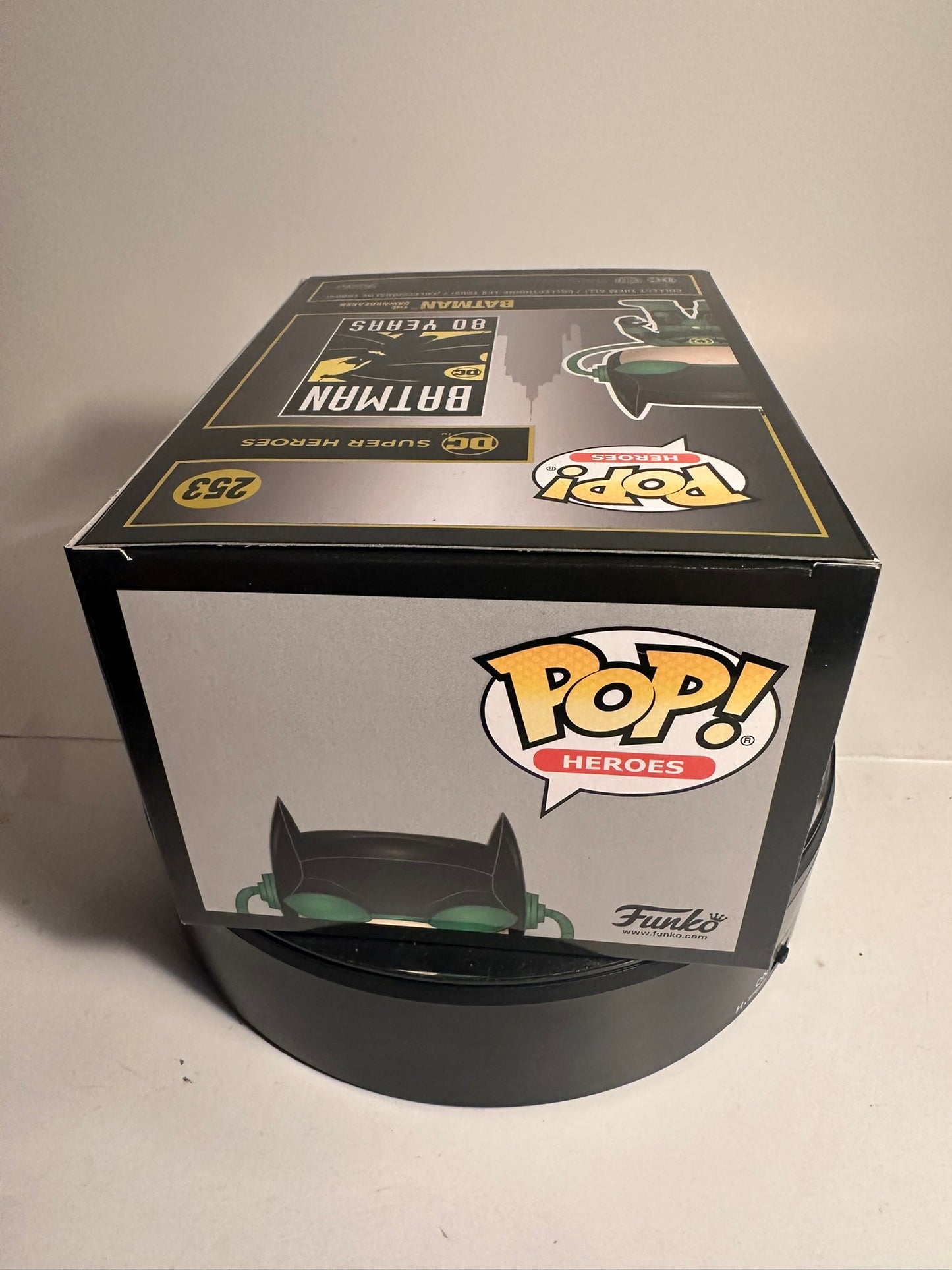 DC - Batman The Dawnbreaker 253 (Hot Topic Exclusive) Funko Pop!