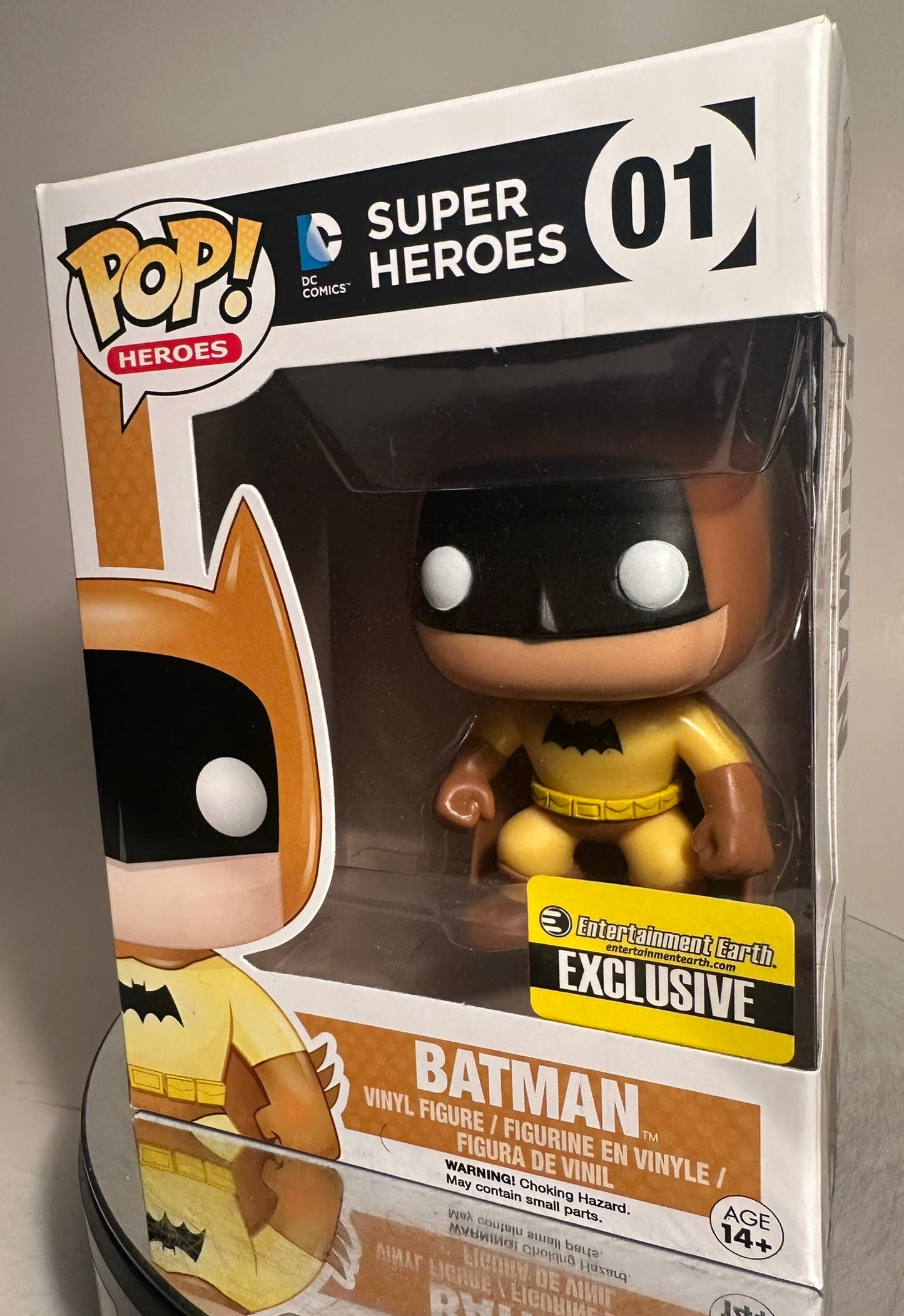 DC - Batman 01 (Entertainment Earth Exclusive) Funko Pop!