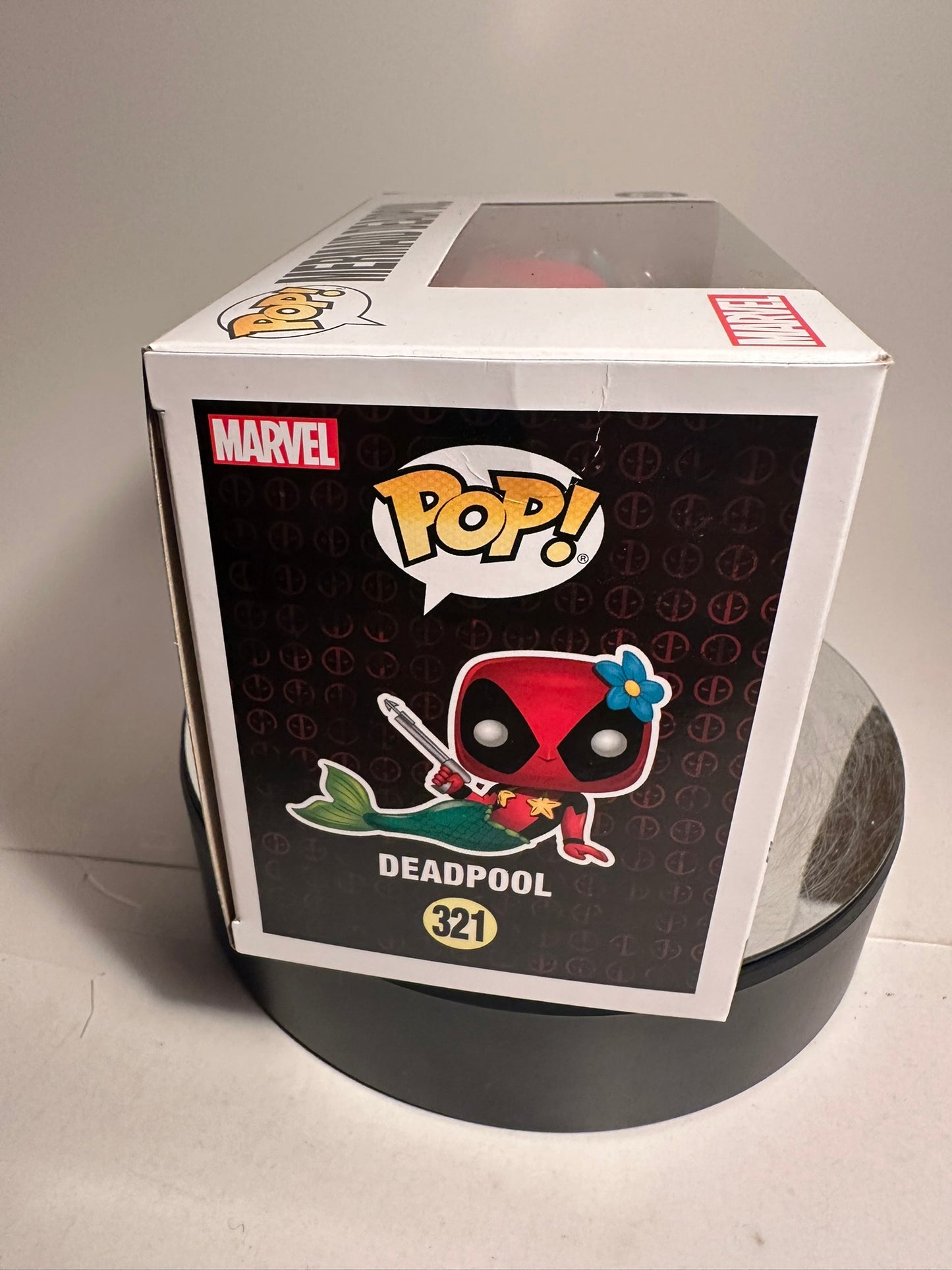 Deadpool - Mermaid Deadpool 321 (Target Exclusive) Funko Pop!