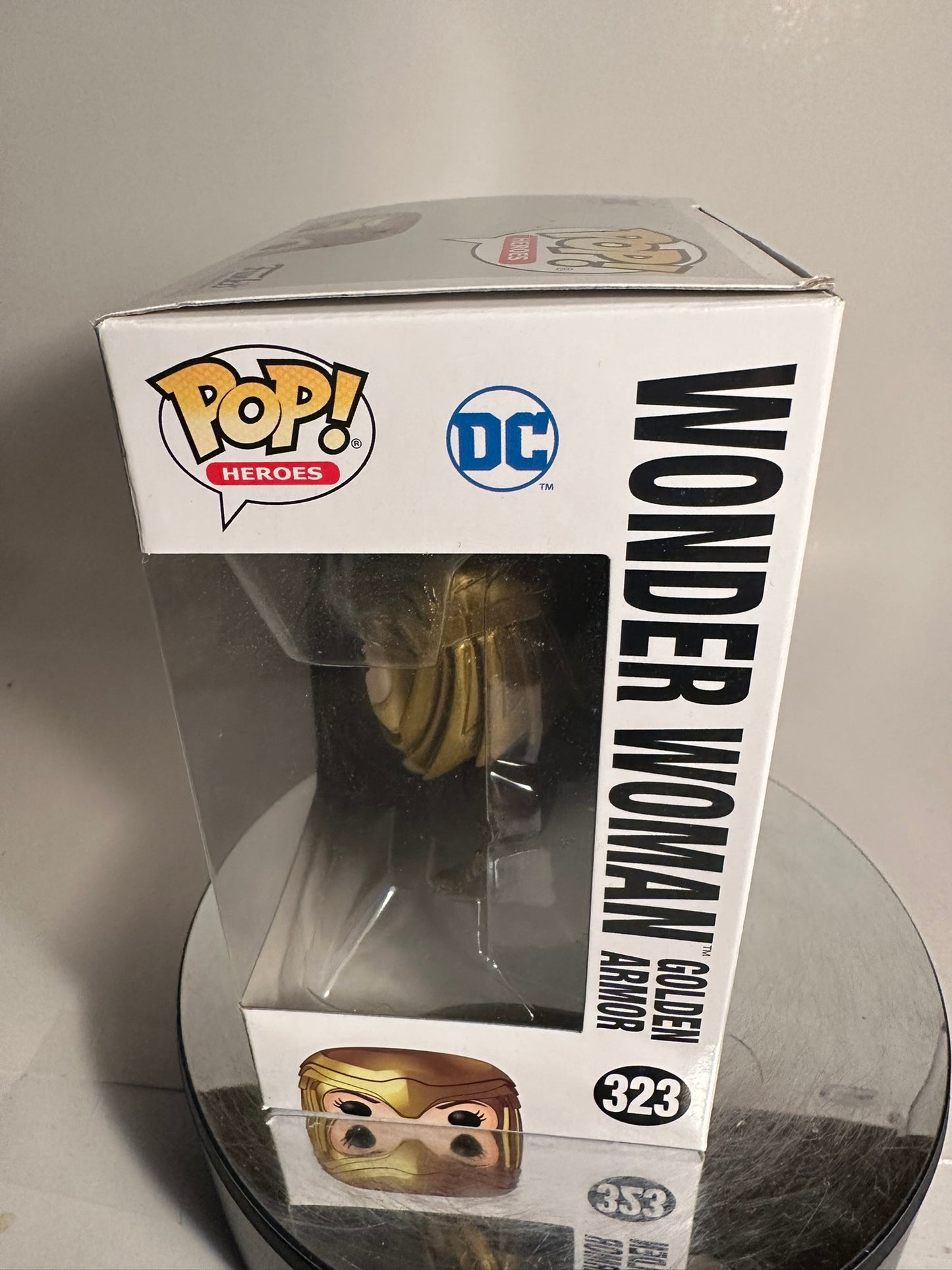 DC - Wonder Woman Golden Armor 323 Funko Pop!