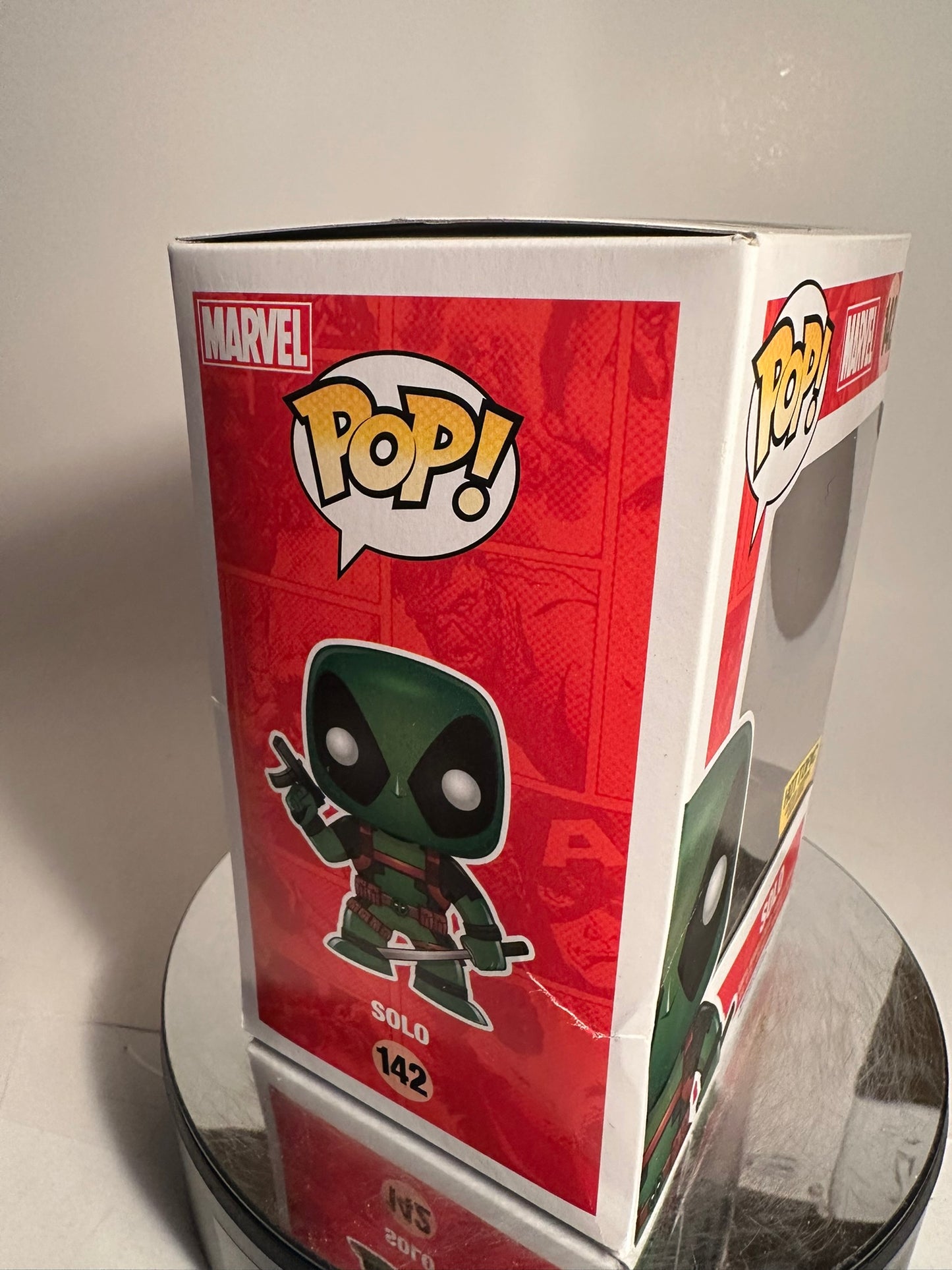 Marvel - Solo 142 (Hot Topic Exclusive) Deadpool Funko Pop!