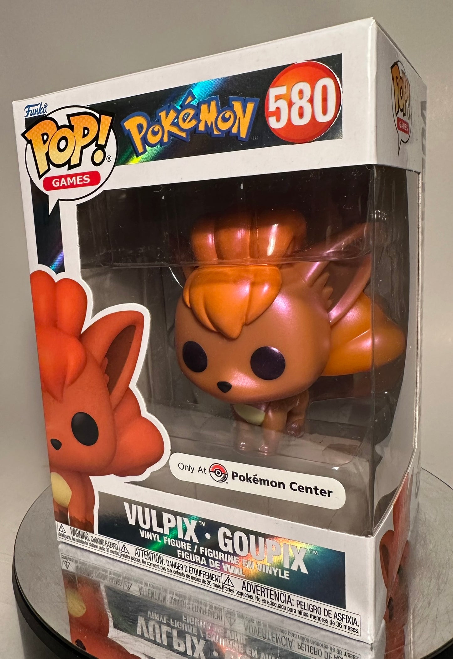 Pokemon - Vulpix 580 Pearlescent (Pokemon Center Exclusive) Funko Pop!