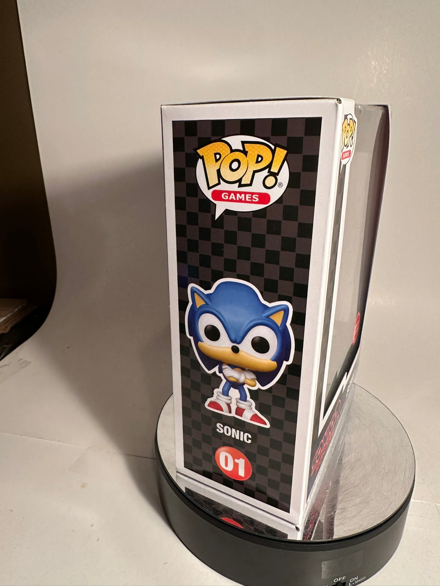 Sonic the Hedgehog - Sonic 01 (GameStop Exclusive) game poster Funko Pop!