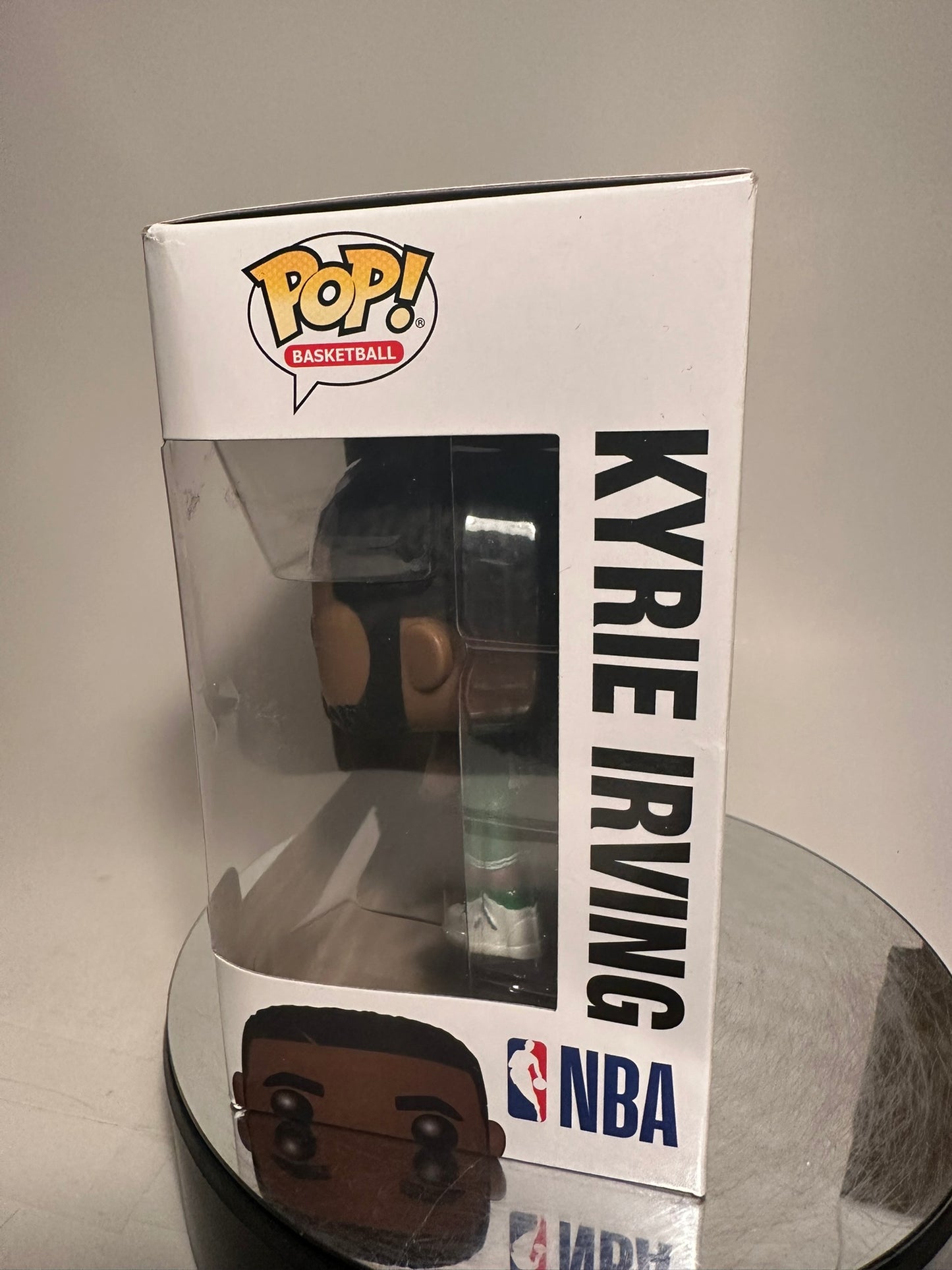 Basketball - Kyrie Irving 46 Funko Pop!