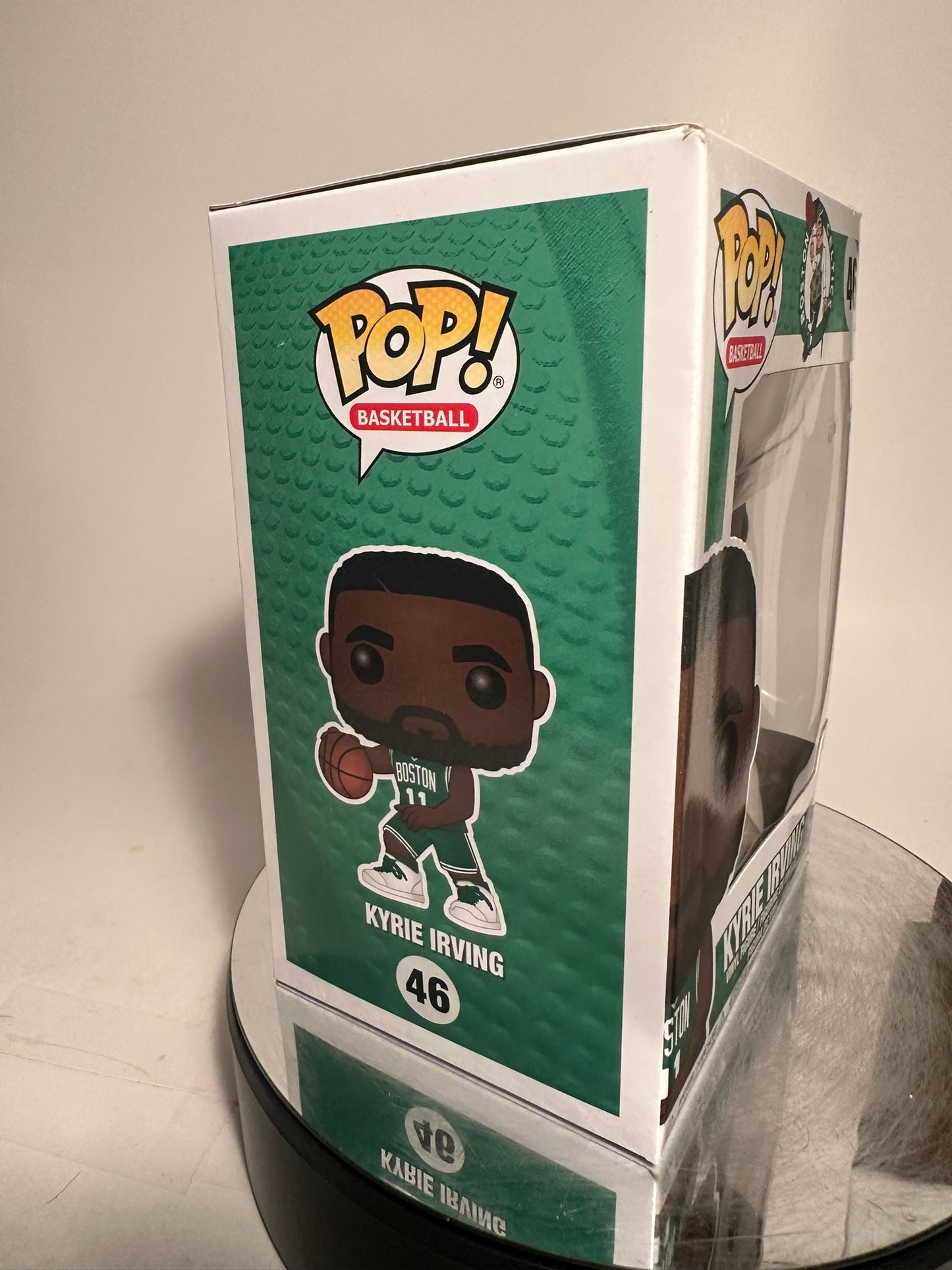 Basketball - Kyrie Irving 46 Funko Pop!