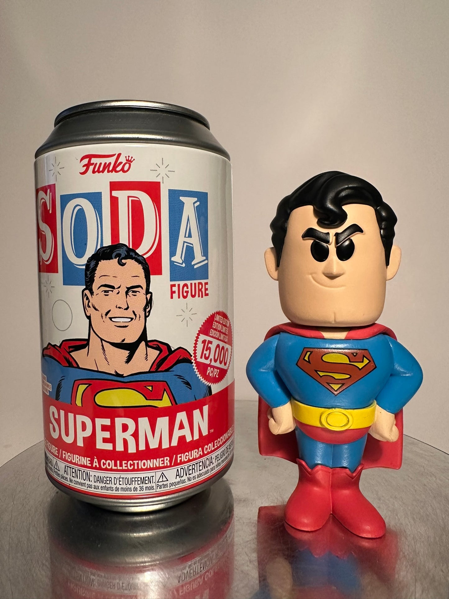 DC Universe - Superman Funko SODA Figure 1/12500