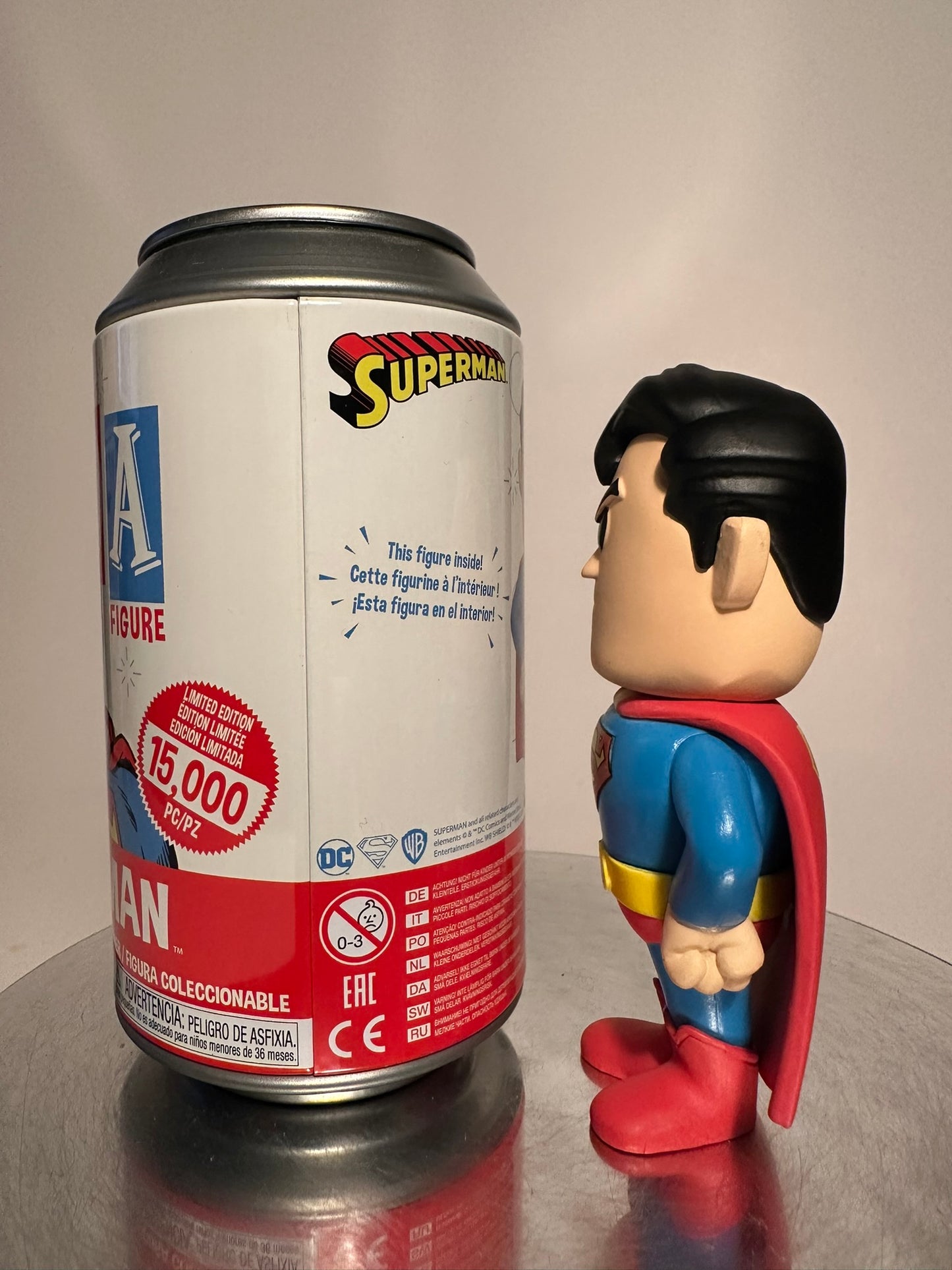 DC Universe - Superman Funko SODA Figure 1/12500