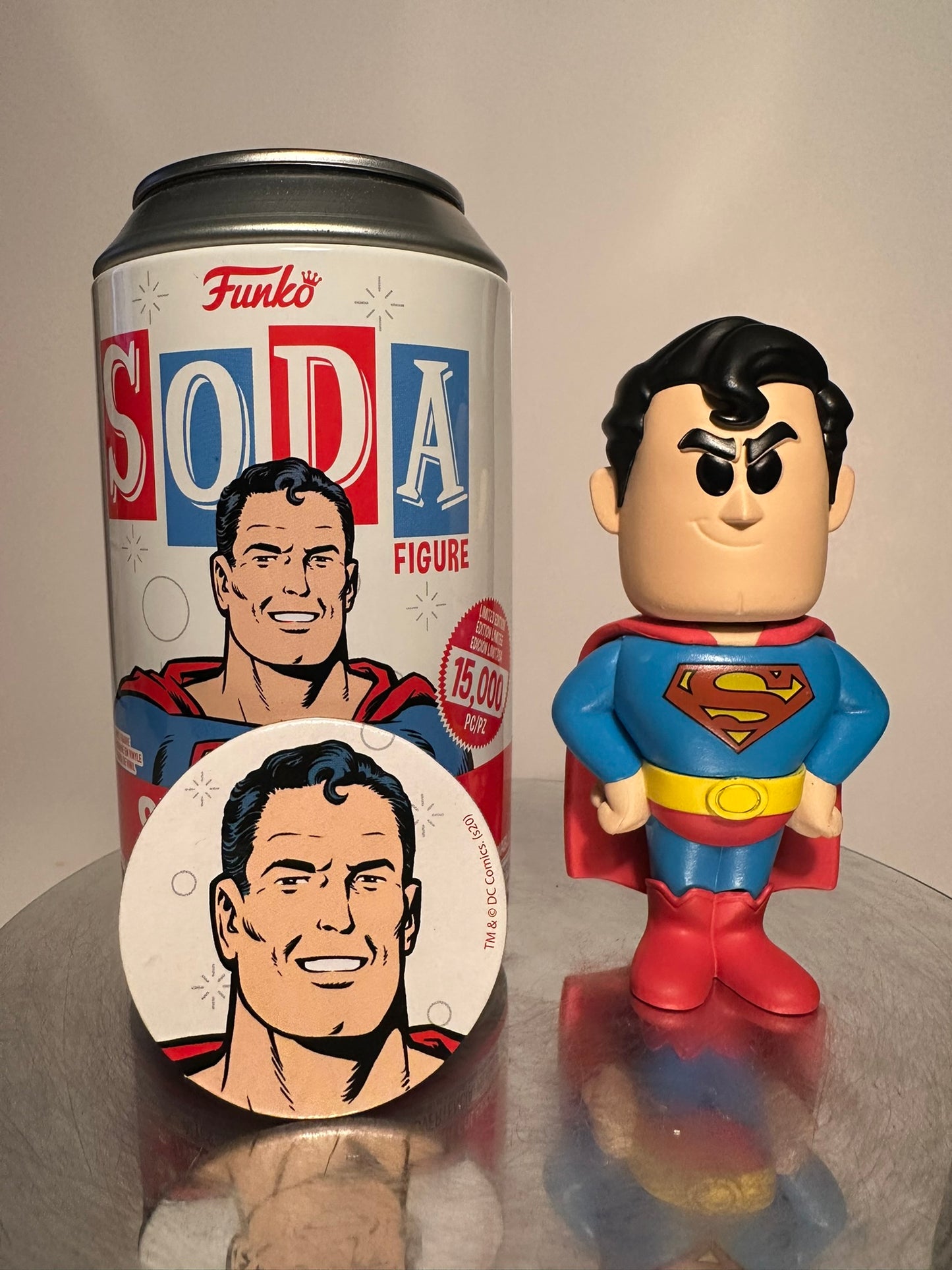 DC Universe - Superman Funko SODA Figure 1/12500