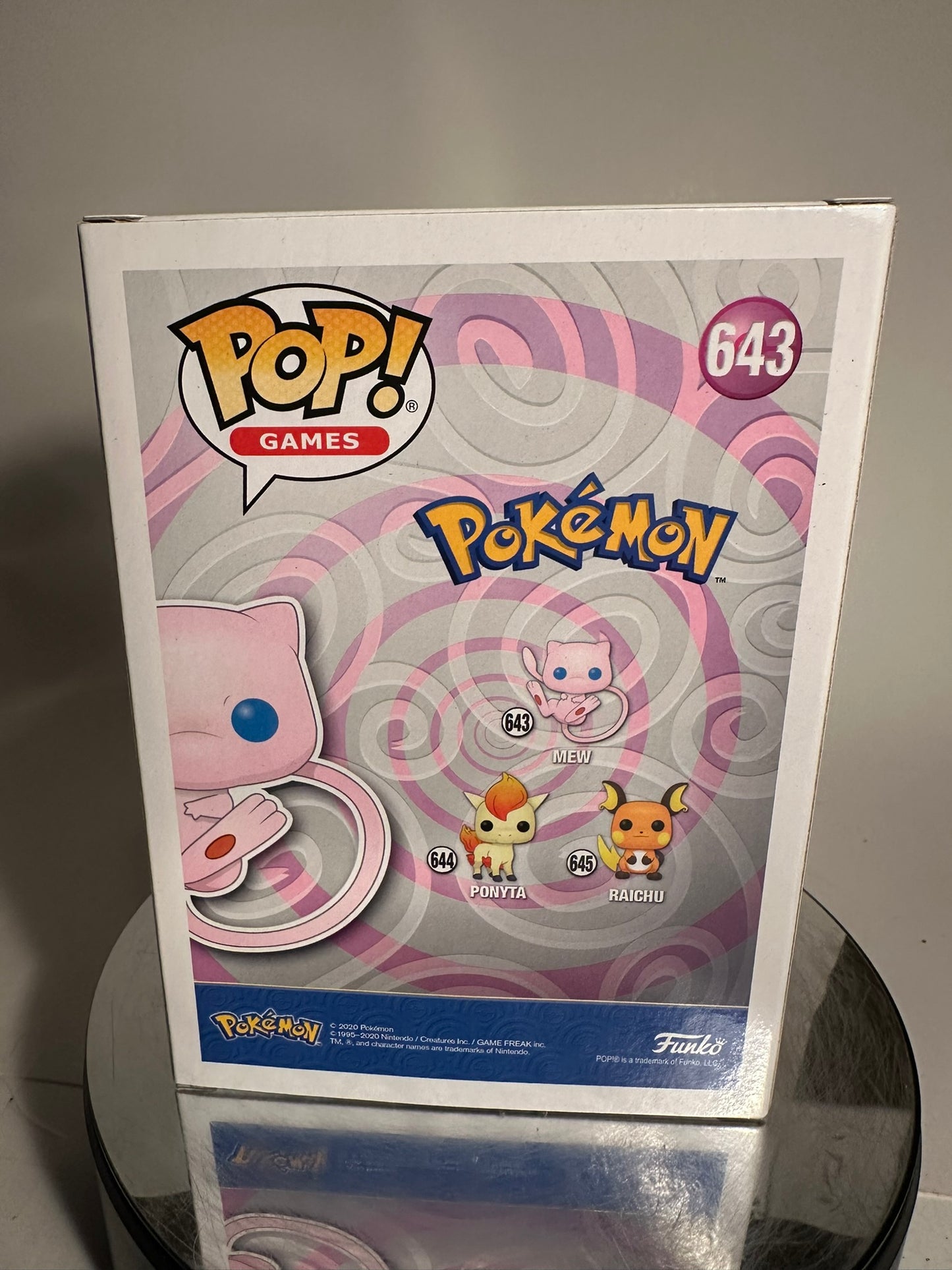 Pokemon - Mew 643 Funko Pop!