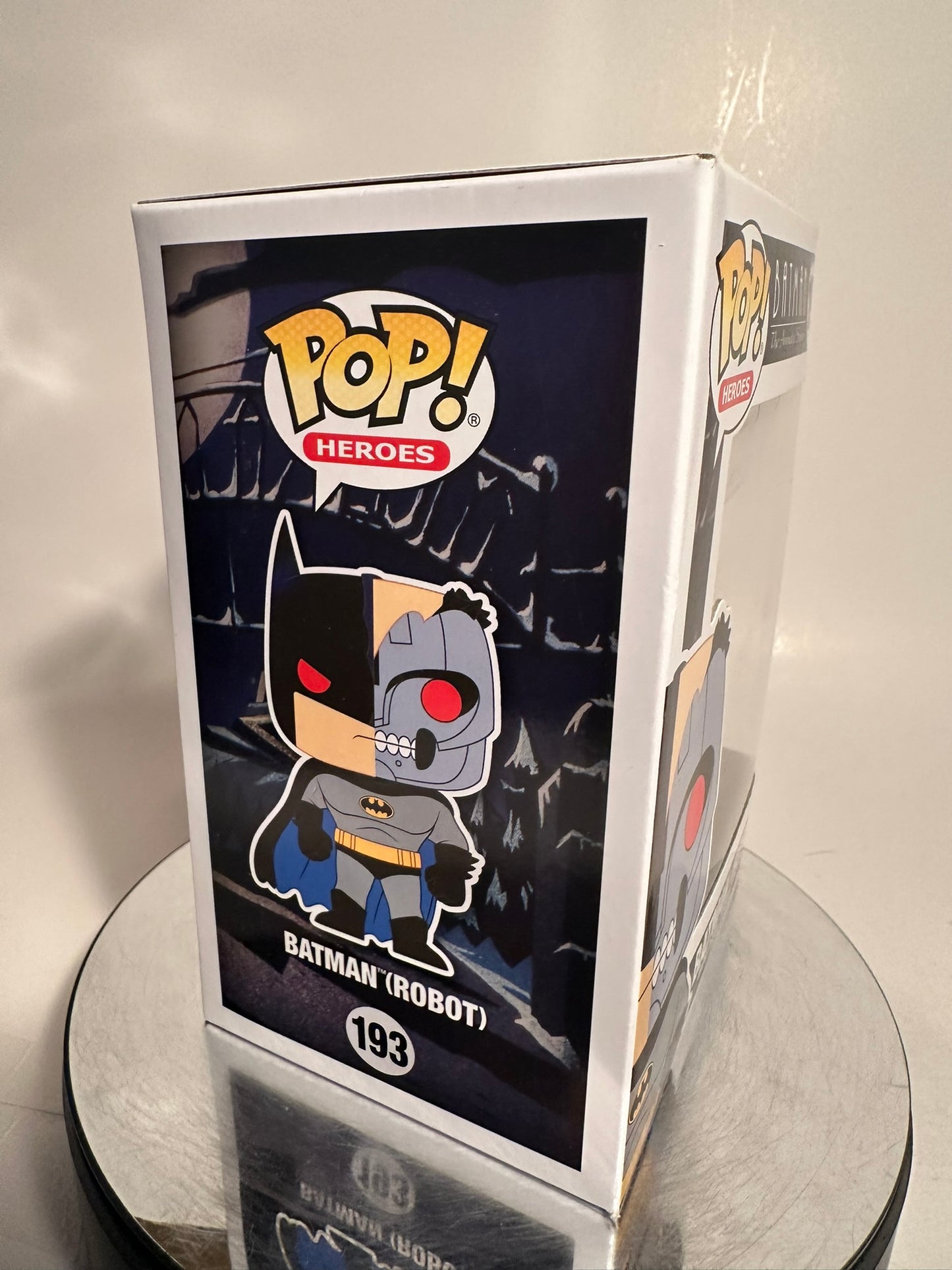 DC - Batman The Animated Series - Batman (Robot) 193 Funko Pop!