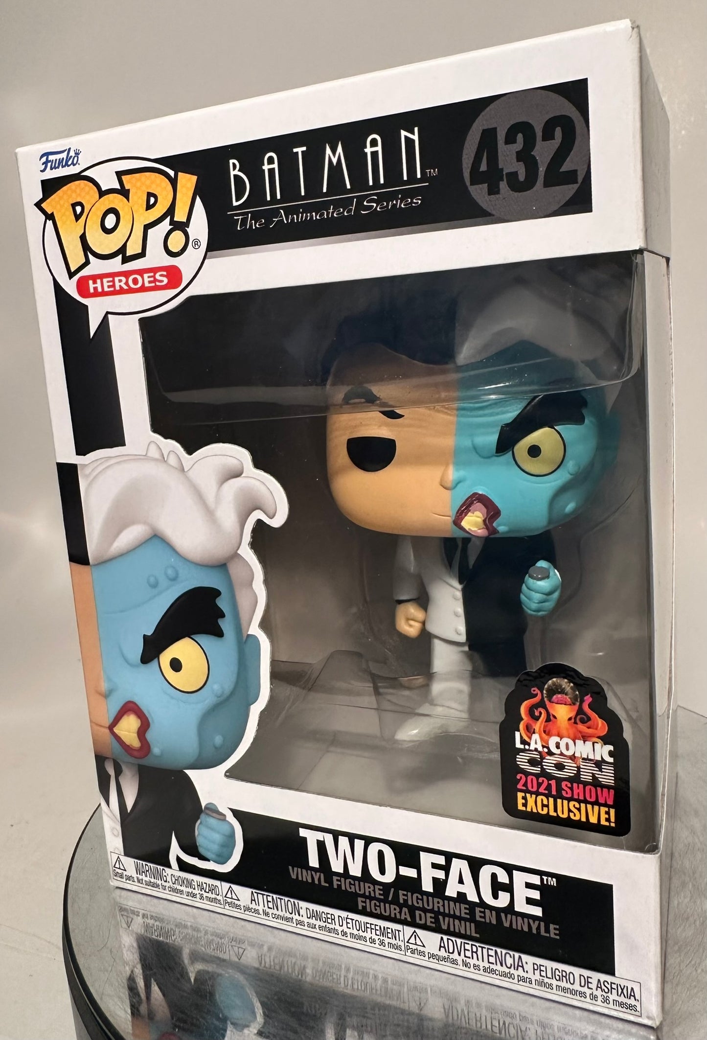 DC - Batman The Animated Series - Two-Face 432 LA Comic Con 2021 Show Exclusive Funko Pop!