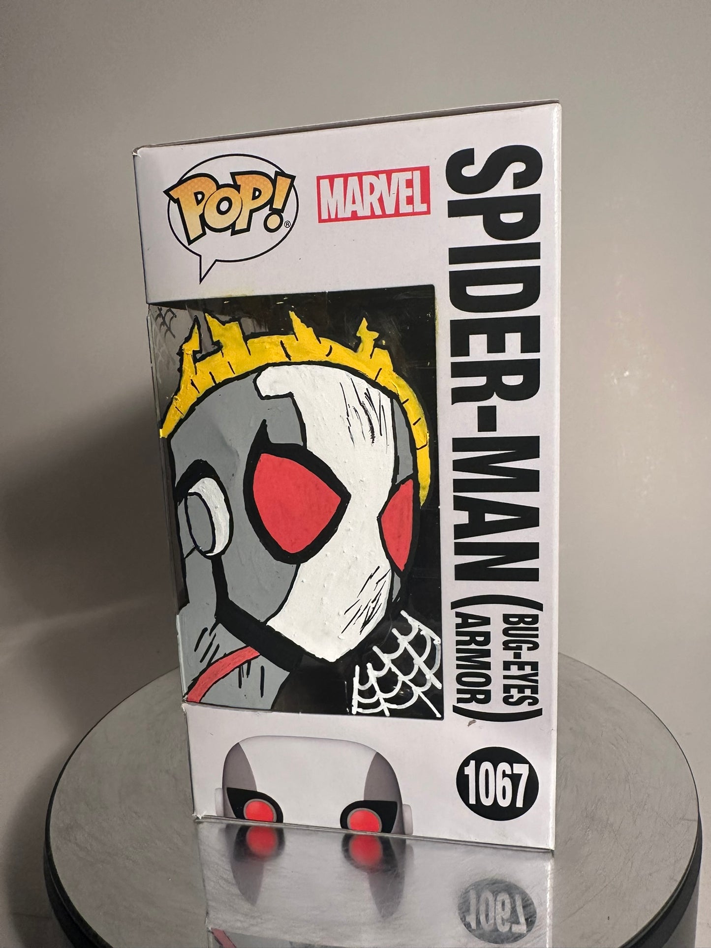 Marvel - Spider-Man (Bug-Eyes Armor) 1067 2022 Winter Convention Limited Edition CUSTOM ARTWORK Funko Pop!