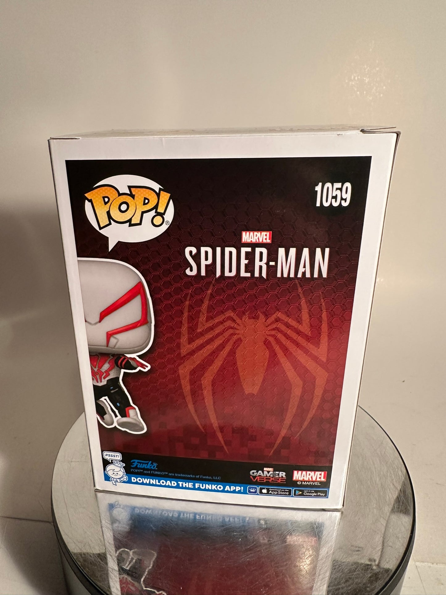 Spider-Man - Spider-Man 2099 1059 2022 Summer Convention Limited Edition Funko Pop!