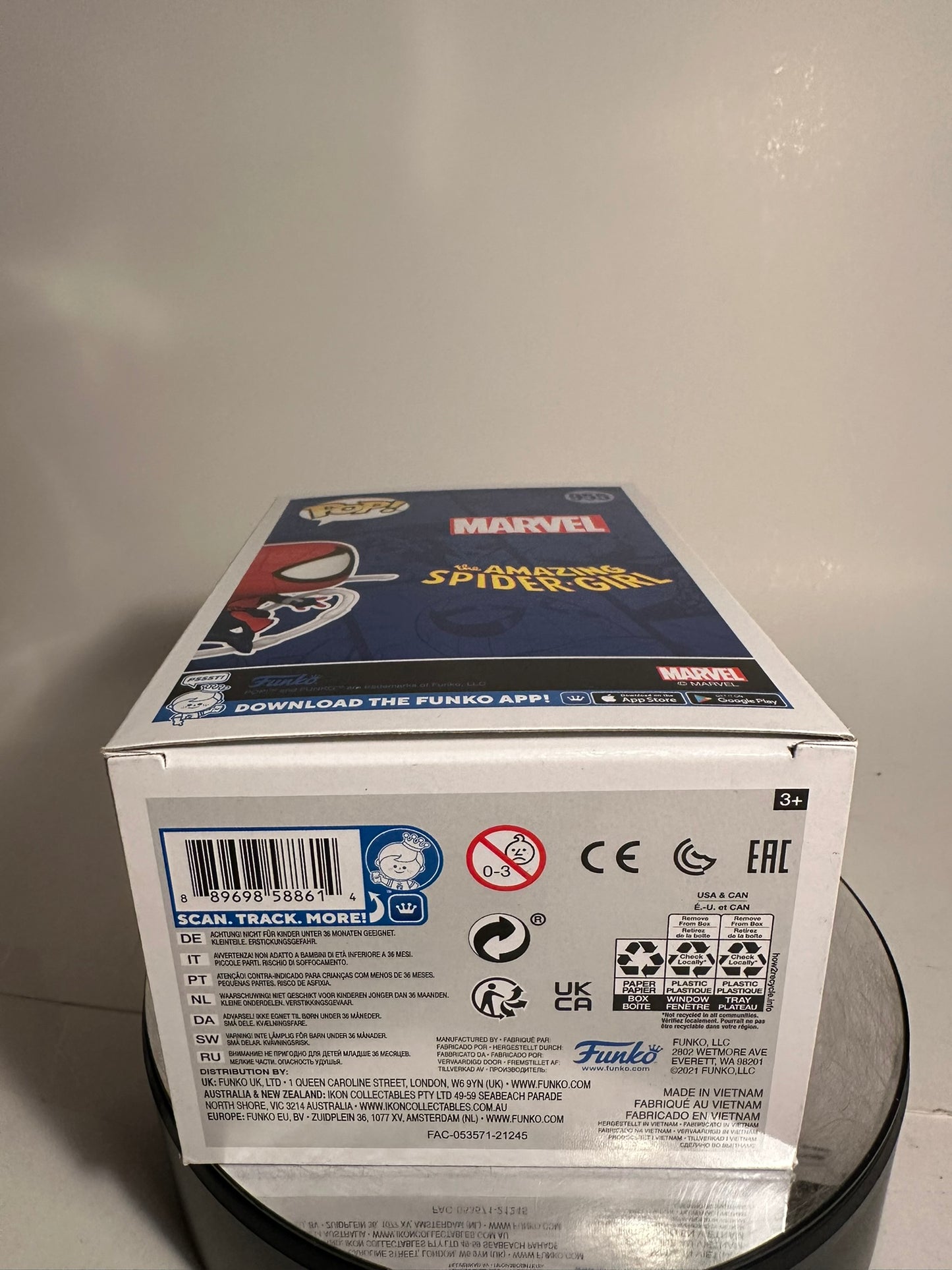 Spider-Man - Spider-Girl 955 Pop in a Box Exclusive Funko Pop!